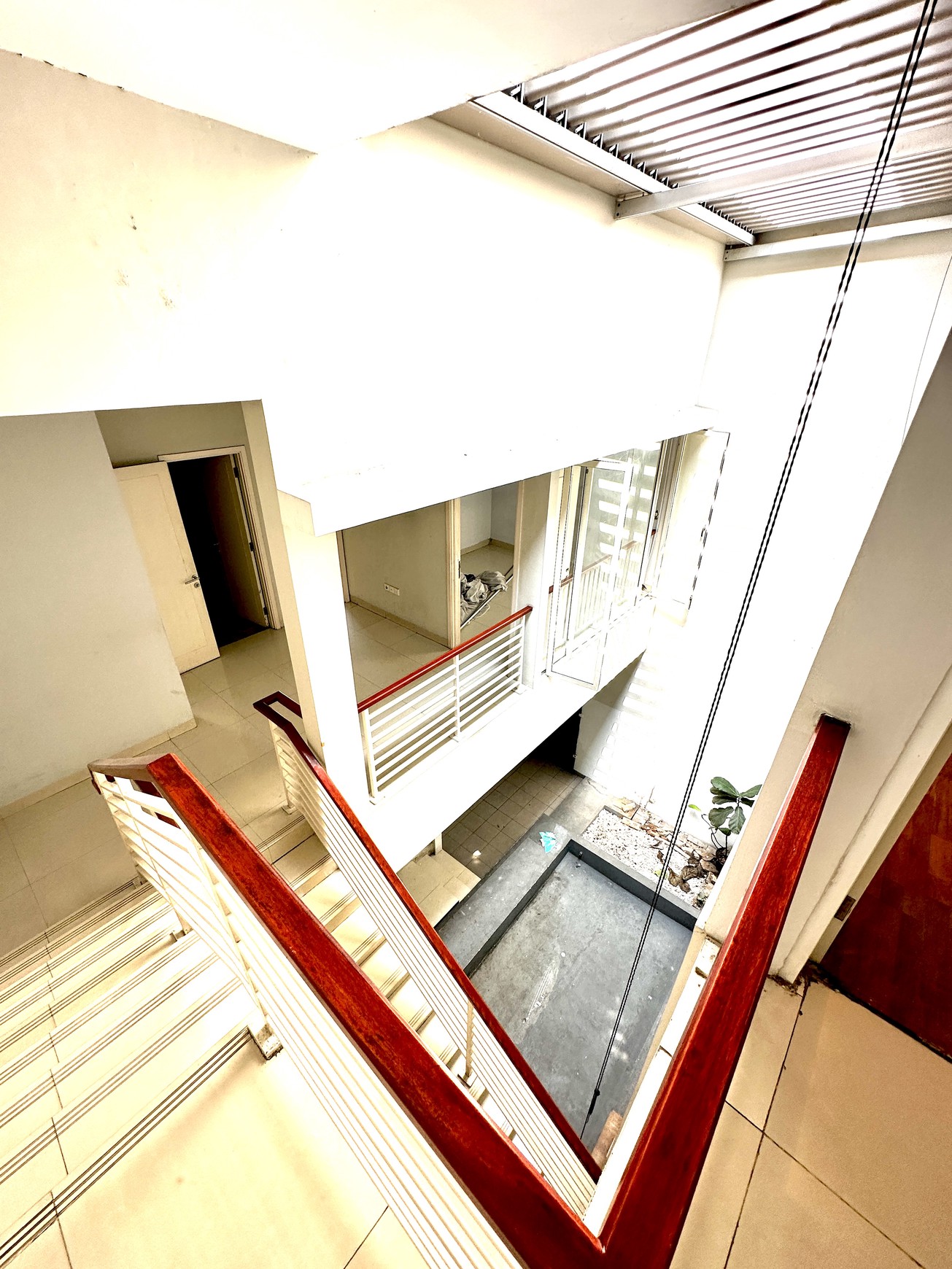 Rumah Bagus Di Kebayoran Village Bintaro Jaya Sektor 7