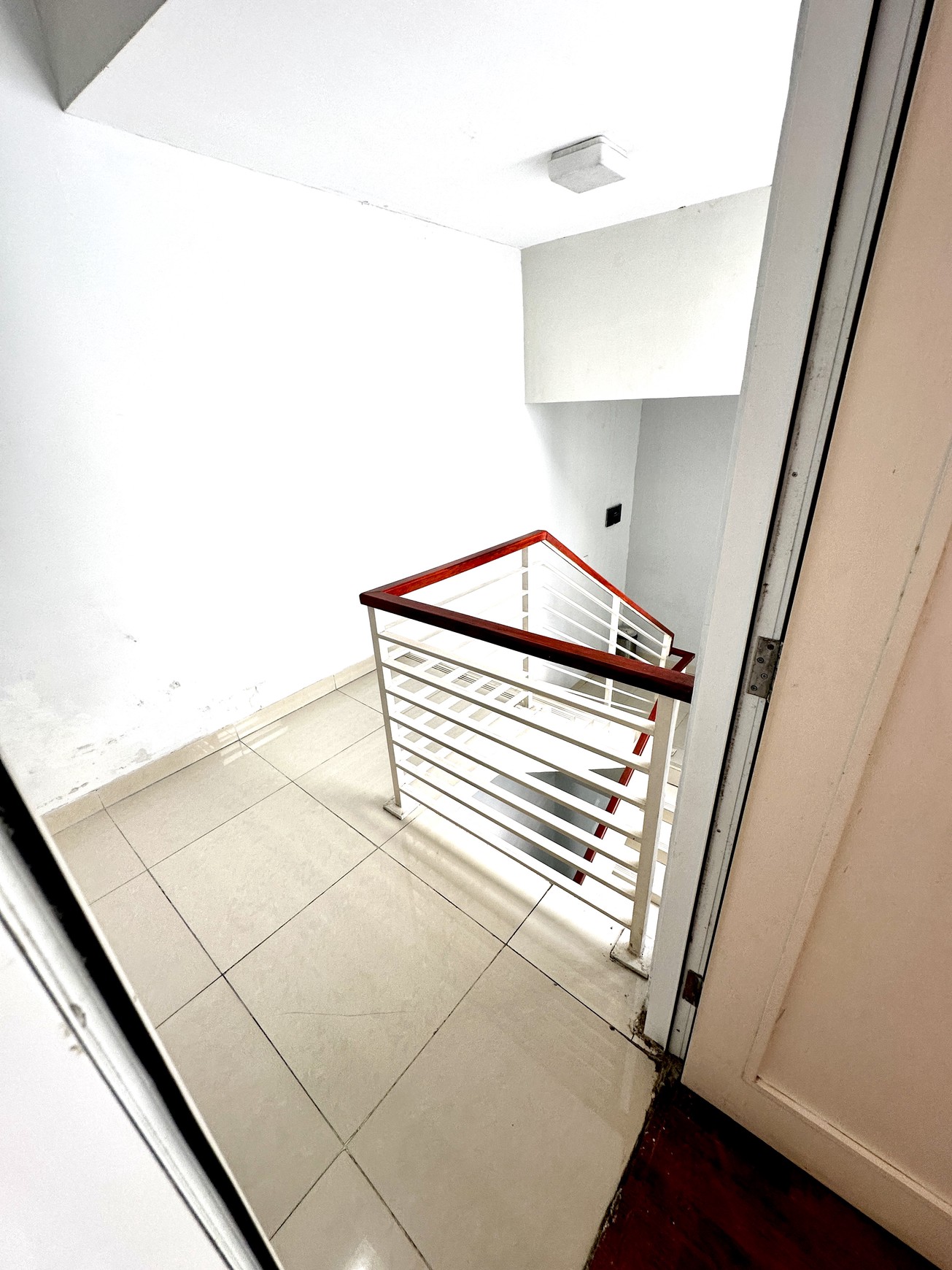 Rumah Bagus Di Kebayoran Village Bintaro Jaya Sektor 7