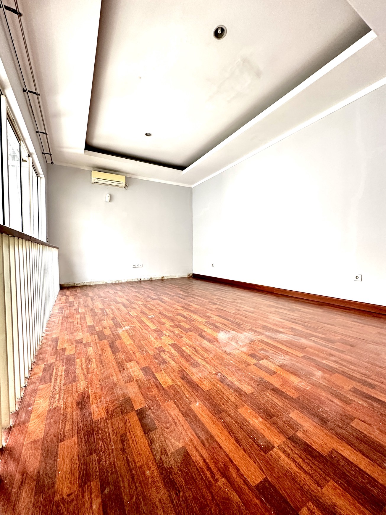 Rumah Bagus Di Kebayoran Village Bintaro Jaya Sektor 7