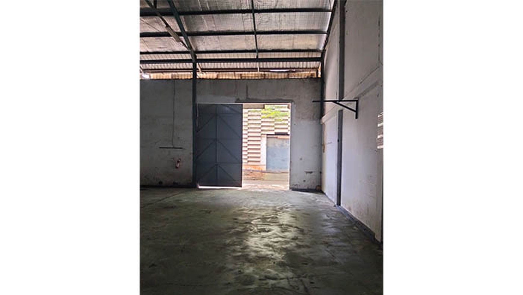 Gudang Halim Perdana Kusuma, Tangerang