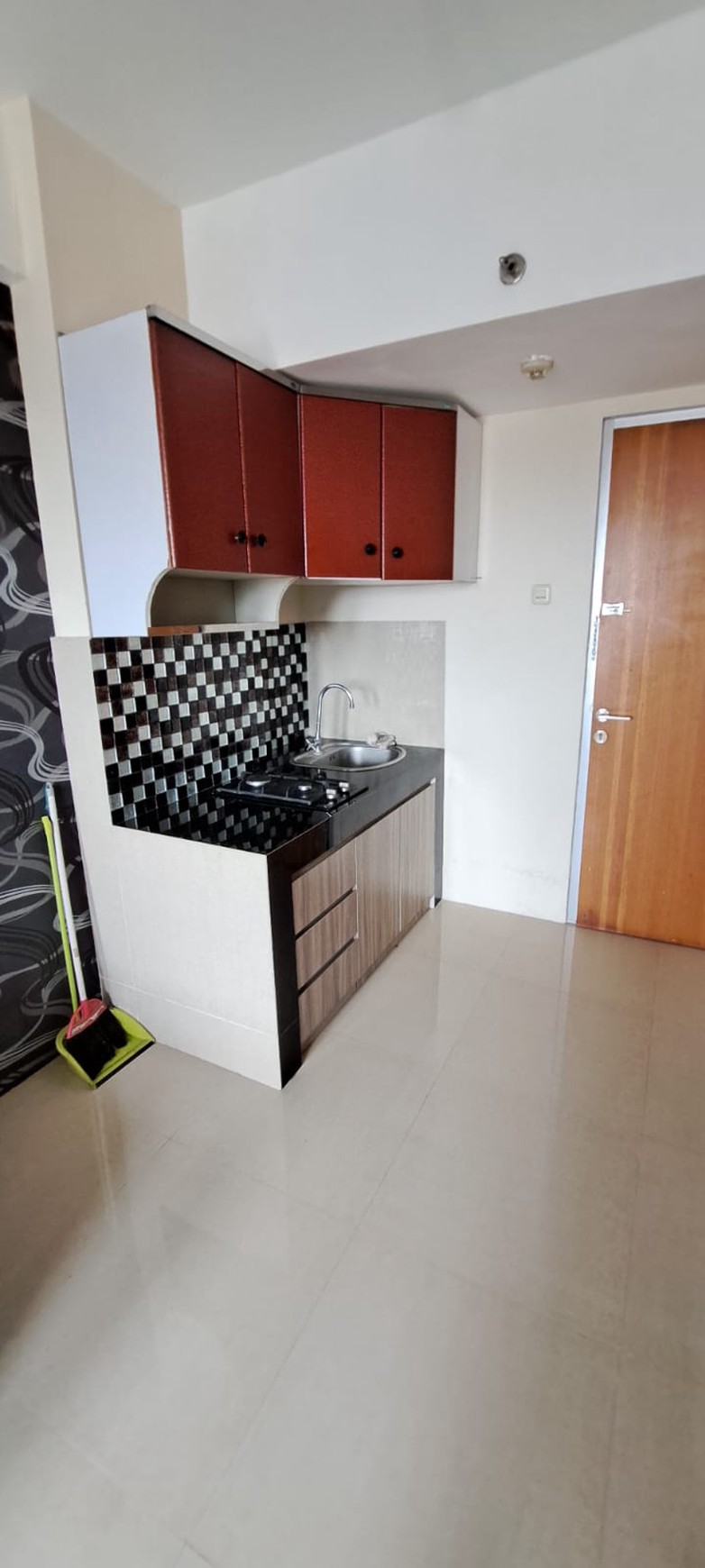 Dijual Apartemen Puncak Permai Tower A, Raya Darmo Permai