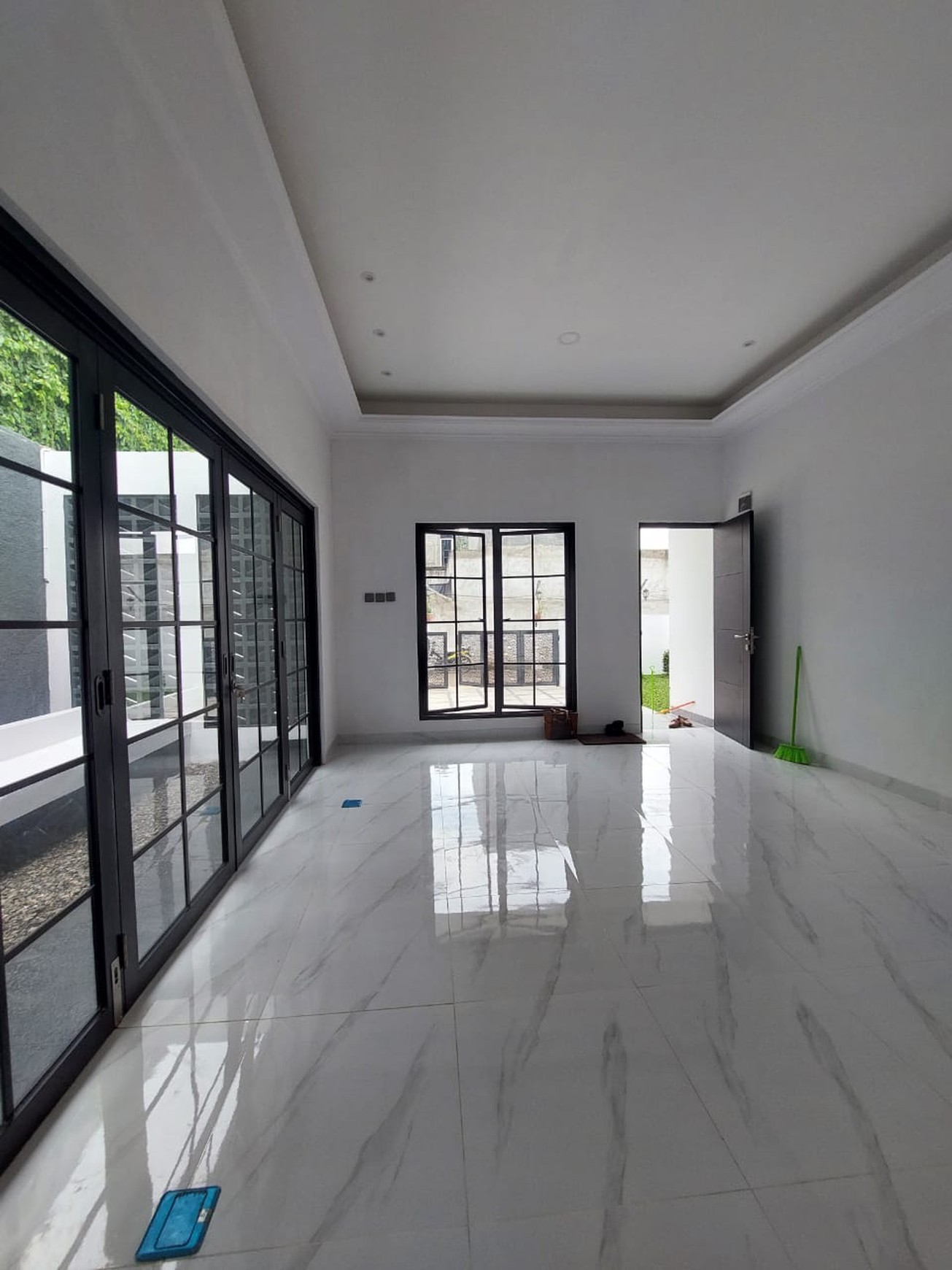 Rumah Siap Huni KT 3 KM 2 dengan Hunian Nyaman dan Asri di Ciputat