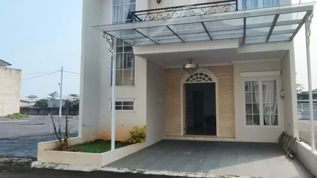 Dijual Rumah Mewah dan Elegan Dekat South City - Lokasi Strategis dan Nyaman