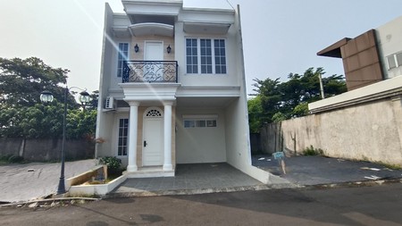 Dijual Rumah Mewah dan Elegan Dekat South City - Lokasi Strategis dan Nyaman