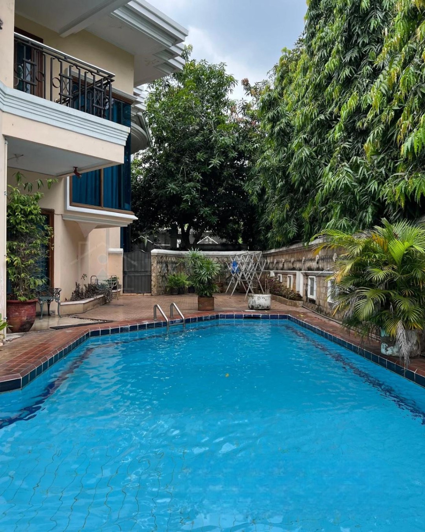 Rumah dijual di Permata Hijau - Startegis dan Nyaman
