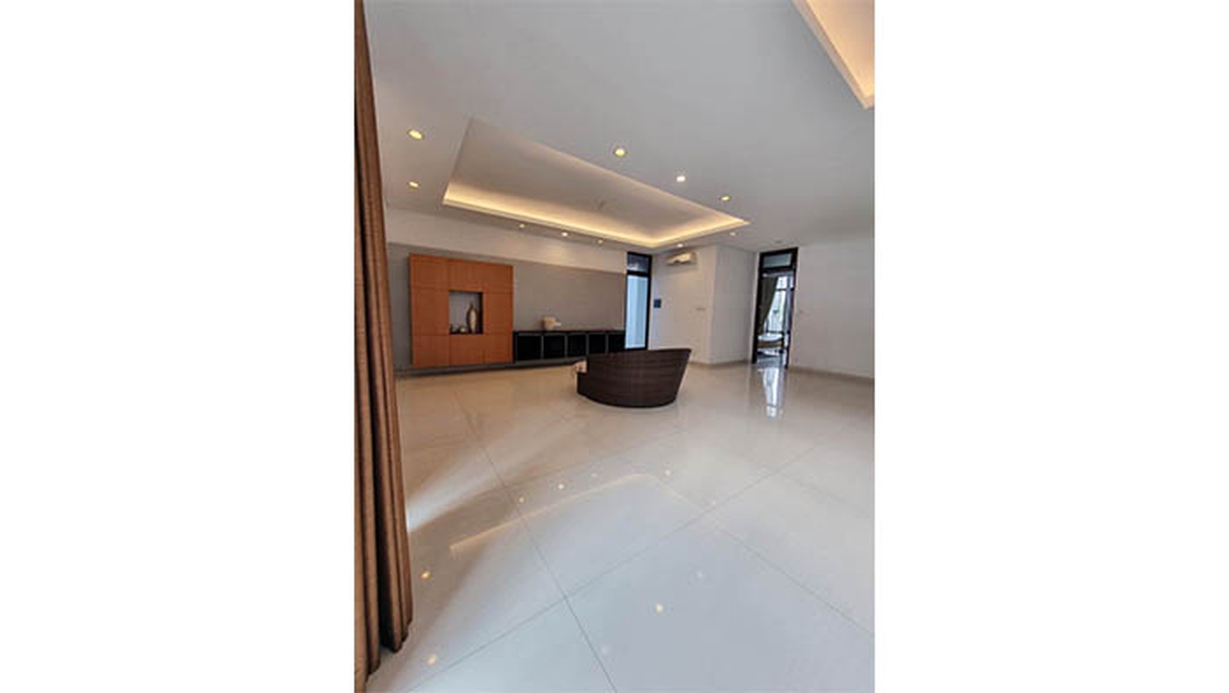Rumah Villa Permata Gading ,Kelapa Gading Luas 375m2