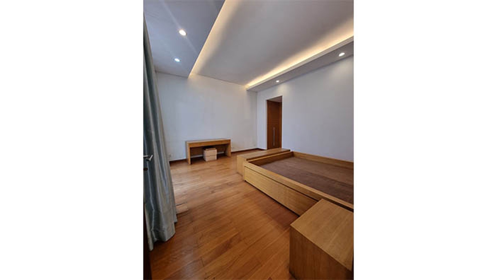 Rumah Villa Permata Gading ,Kelapa Gading Luas 375m2