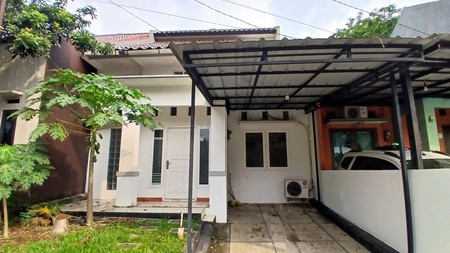 Disewakan bringin townhouse depok