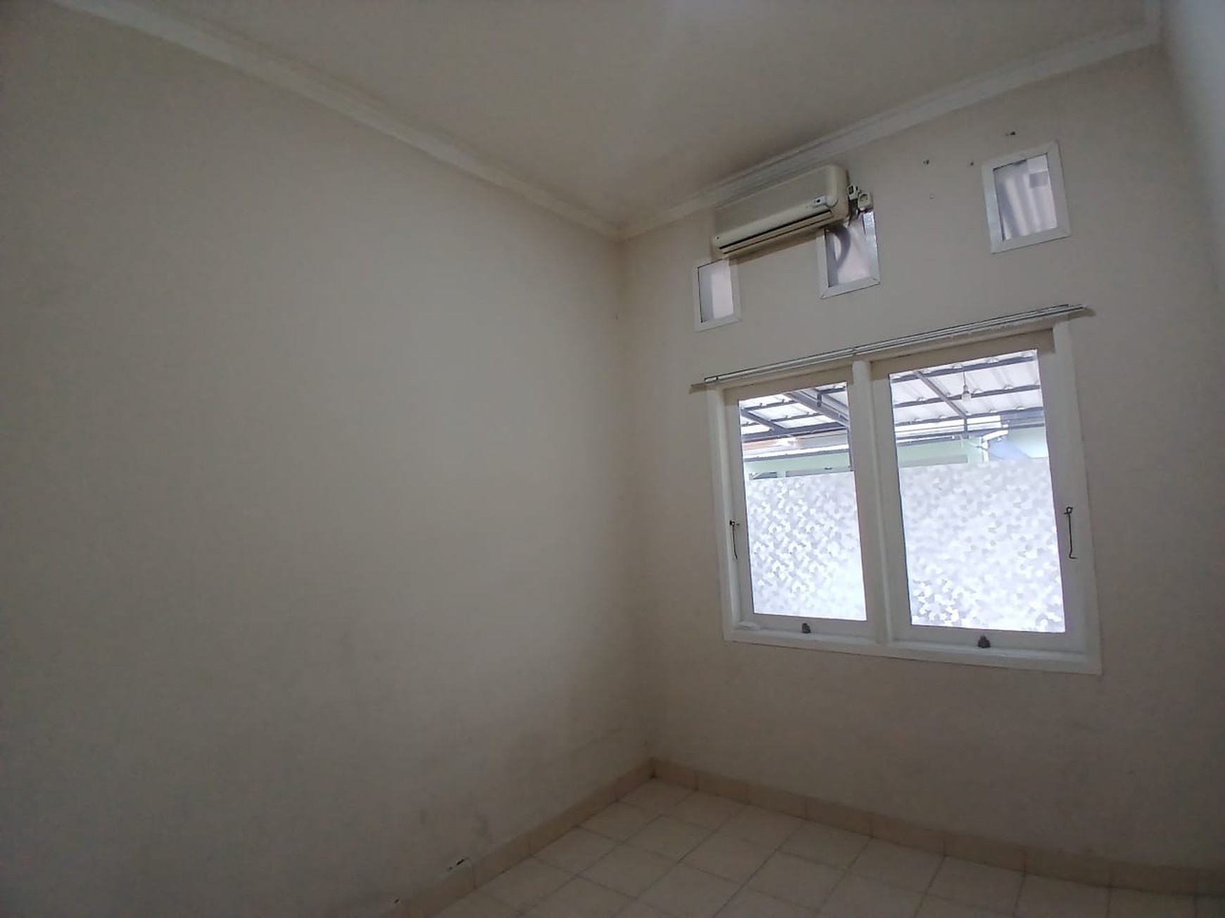 Disewakan bringin townhouse depok