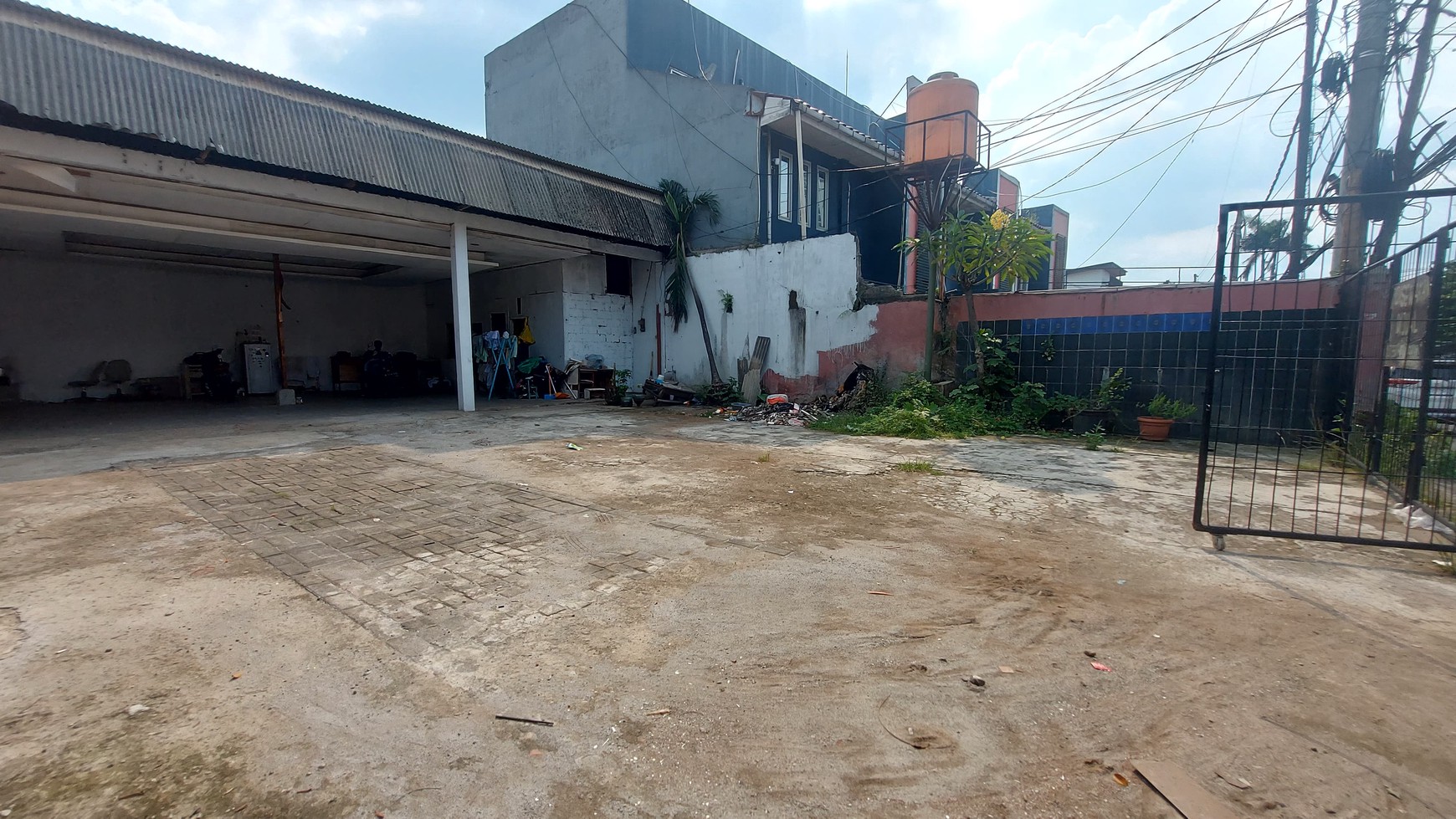 Disewakan Lahan Lokasi Pinggir Jalan Cocok Untuk Gudang, Cafe, Bengkel