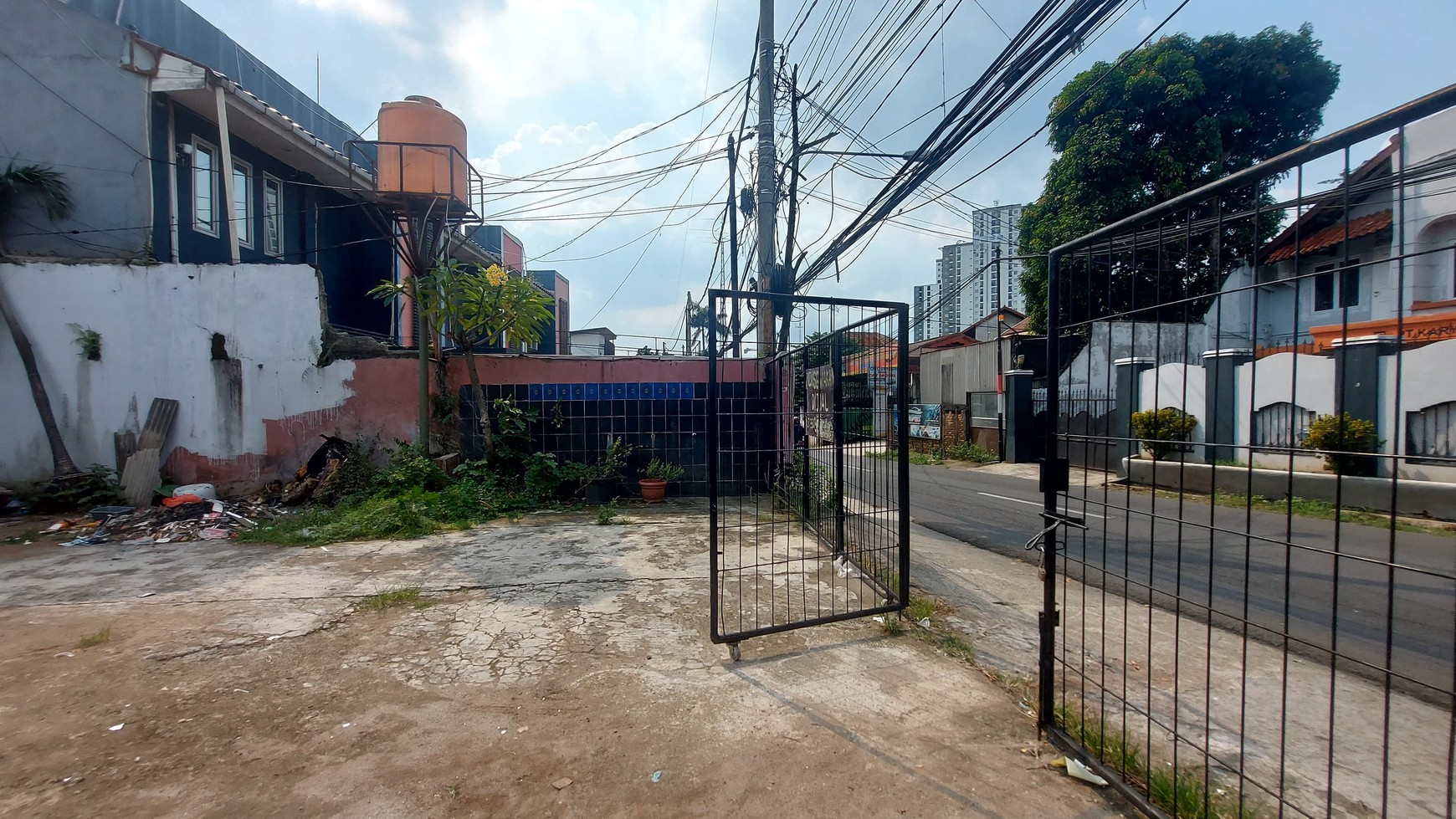 Disewakan Lahan Lokasi Pinggir Jalan Cocok Untuk Gudang, Cafe, Bengkel