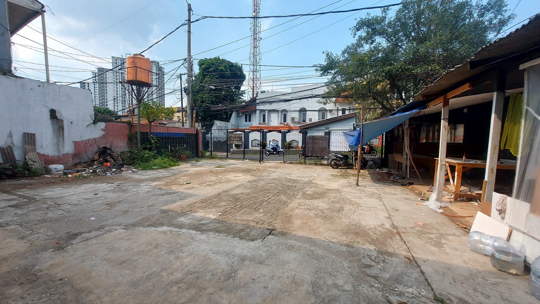 Disewakan Lahan Lokasi Pinggir Jalan Cocok Untuk Gudang, Cafe, Bengkel