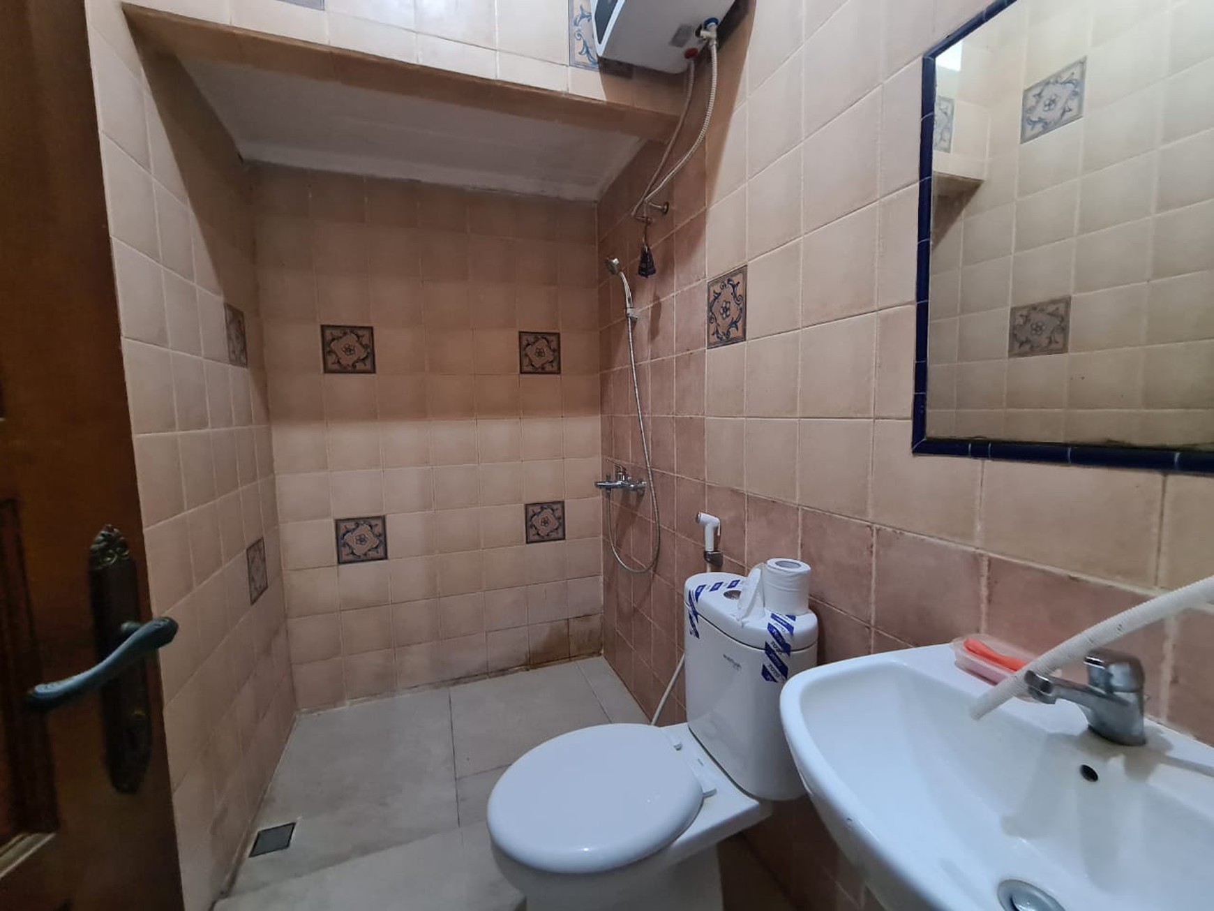 Cinere blok K rumah rapih dalam komplek dekat cinmal