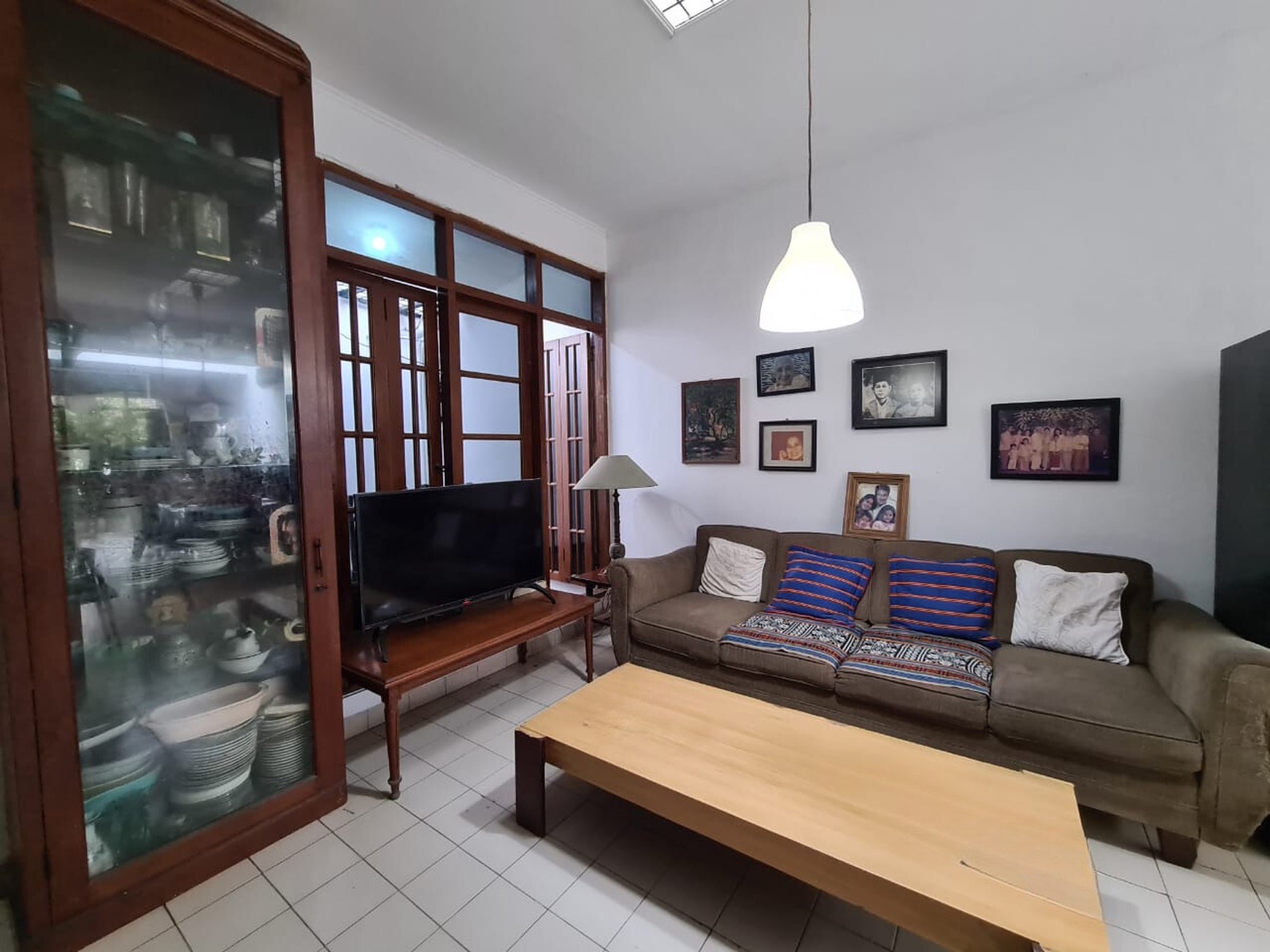 Cinere blok K rumah rapih dalam komplek dekat cinmal