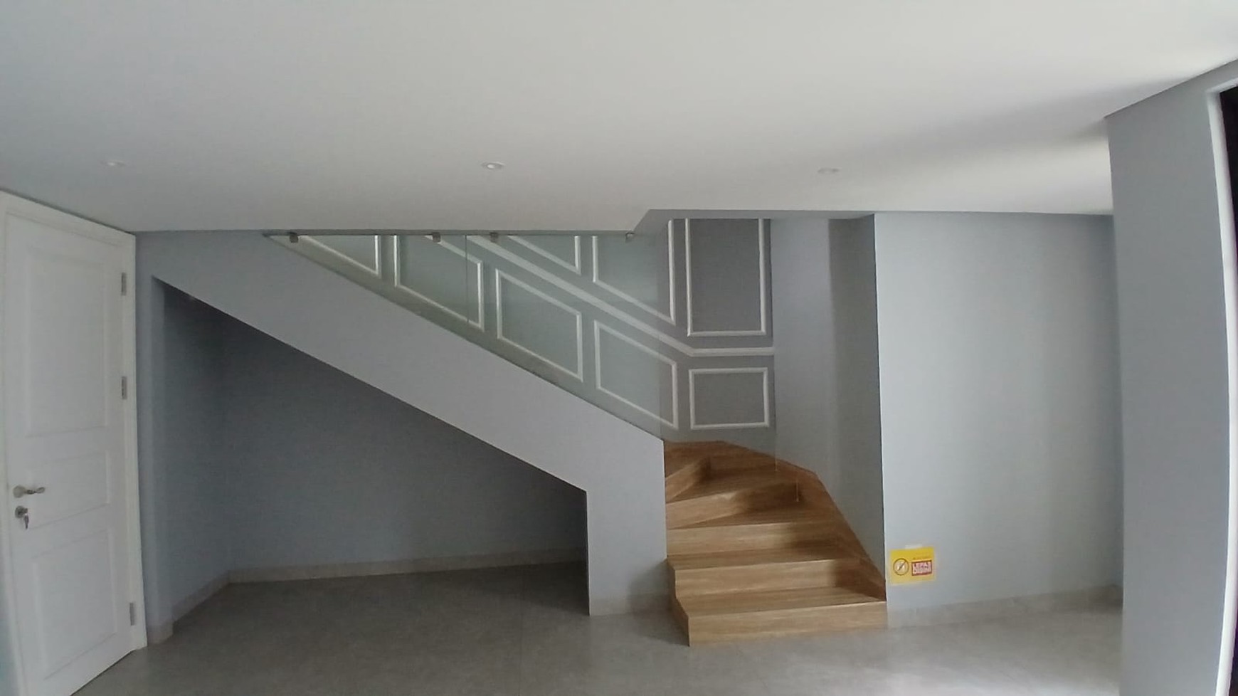 Rumah Mewah Brand New 3 Lantai di Orange Grove Jeruk Purut Jakarta Selatan
