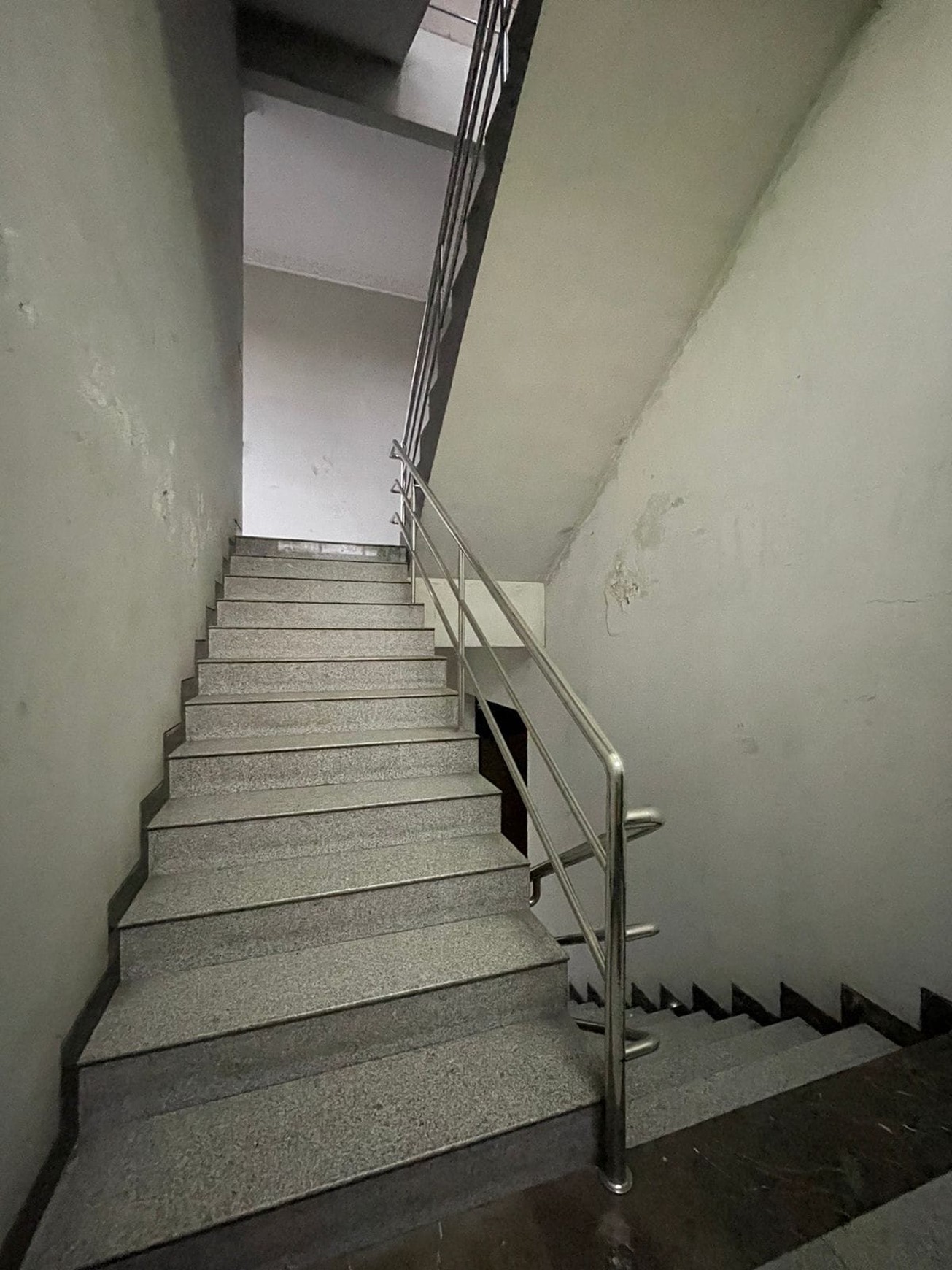 DIJUAL RUMAH  TENGAH KOTA Jl.Sultan Agung - Semarang