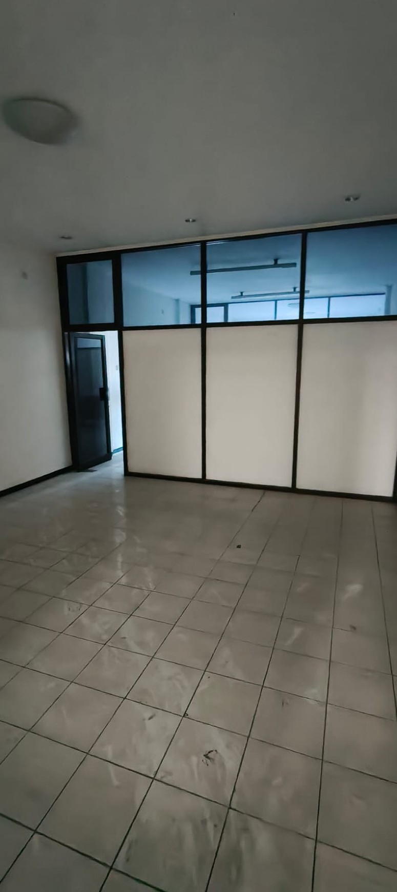 DIJUAL RUKO 3 LANTAI DI RAYA DARMO PERMAI SELATAN COCOK UNTUK OFFICE