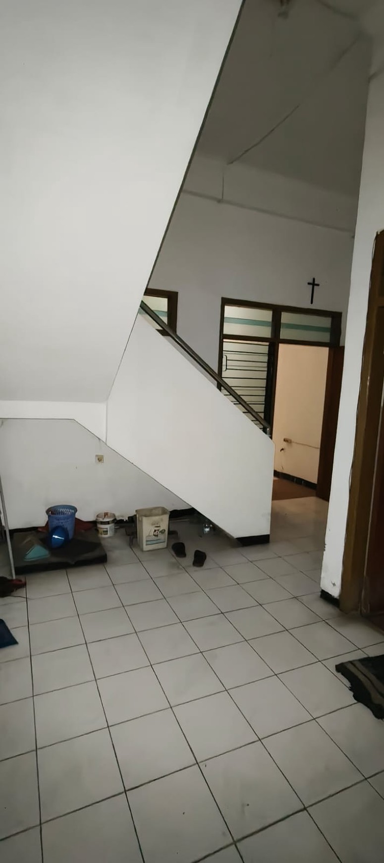 DIJUAL RUKO 3 LANTAI DI RAYA DARMO PERMAI SELATAN COCOK UNTUK OFFICE