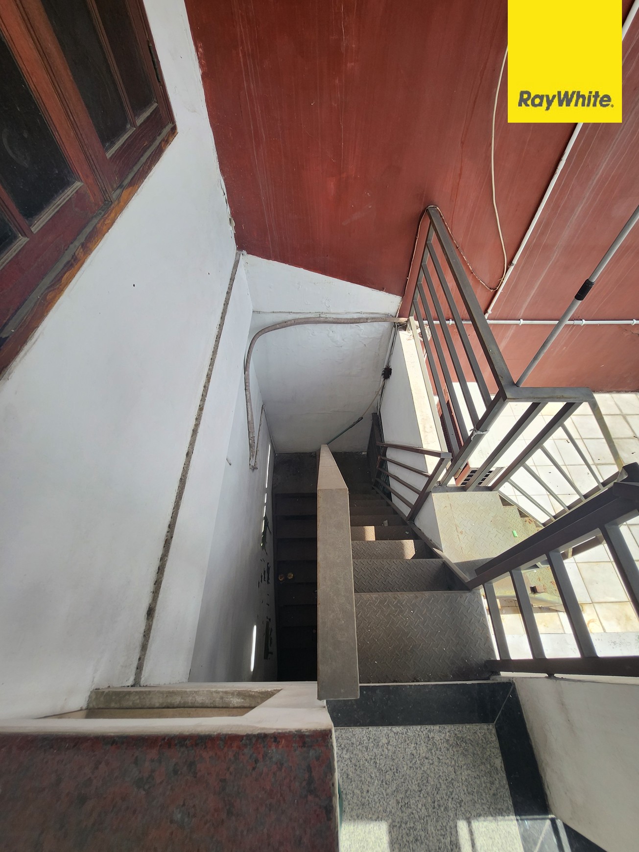 Dijual Ruko 2 lantai di Wisma Permai Barat Surabaya