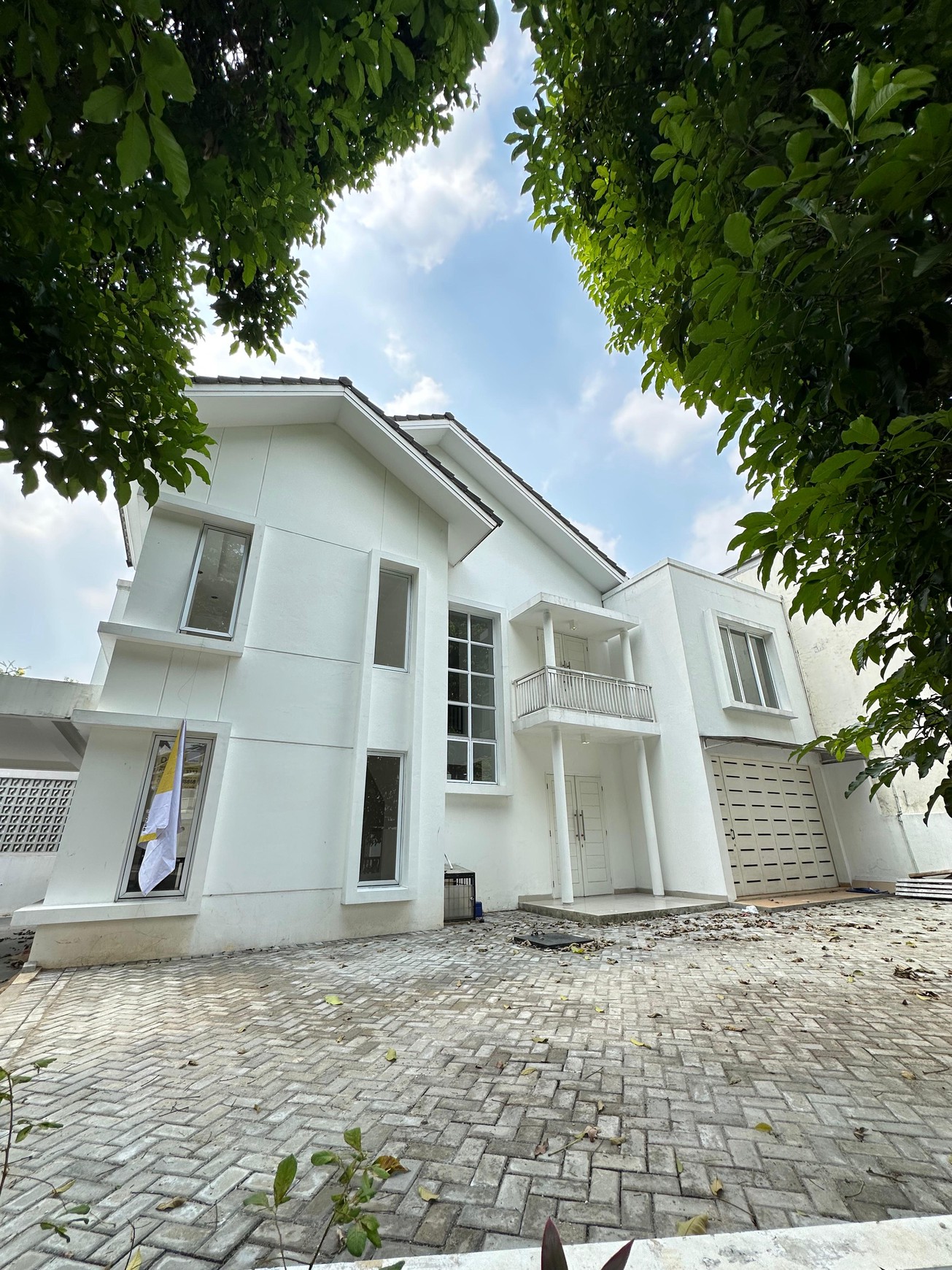 Rumah Modern minimalis di GREEN PERMATA Residence Swadarma, Jakarta Selatan