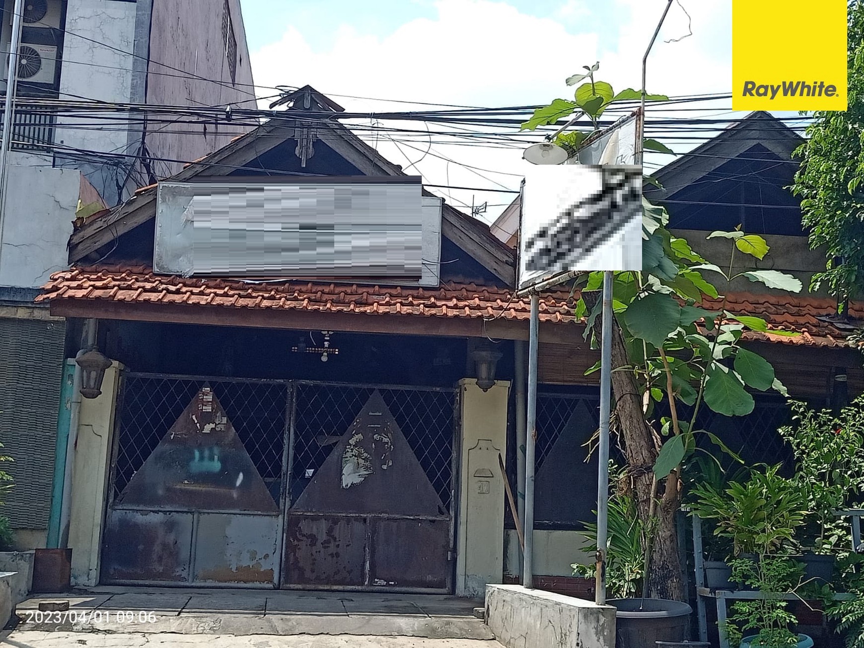 Dijual Rumah SHM di Jl Tumapel Surabaya Pusat