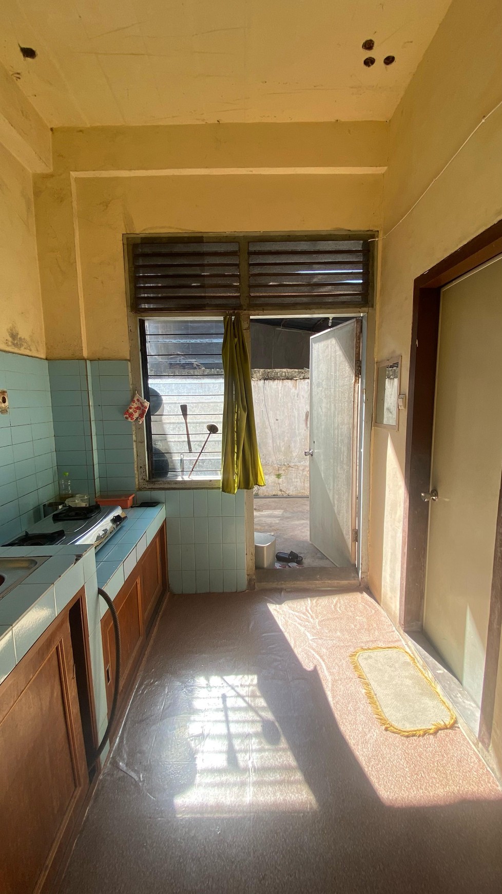 Rumah Dengan KT 5 KM 3 surat SHM Siap Huni @Tunggul Hitam, Padang