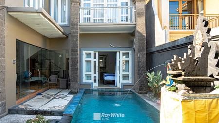 For Sale Modern 3-Bedroom Villa in Seminyak