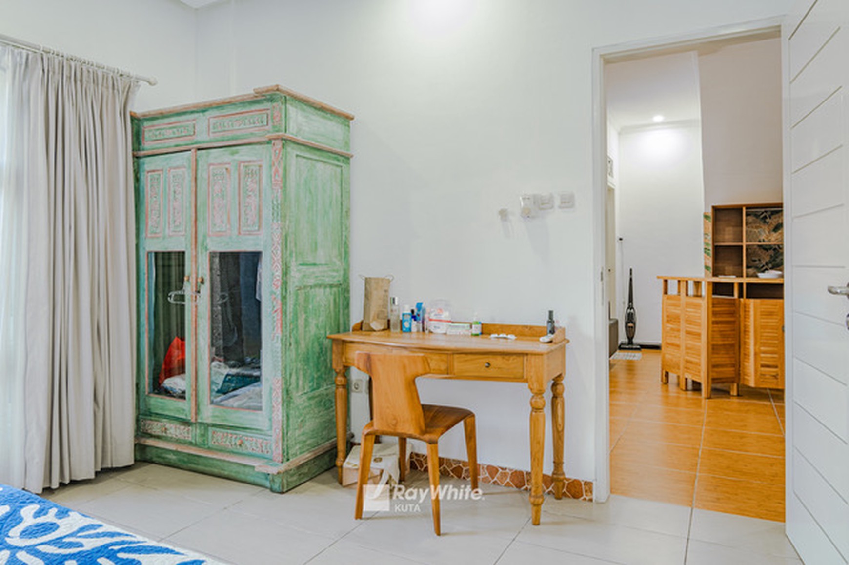 For Sale Modern 3-Bedroom Villa in Seminyak