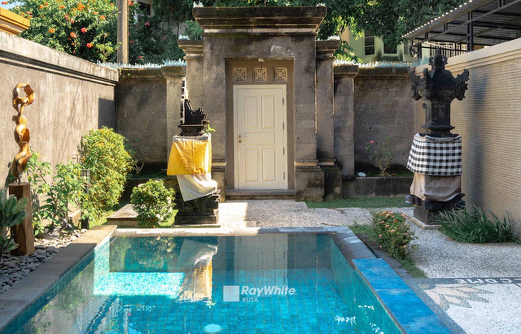 For Sale Modern 3-Bedroom Villa in Seminyak