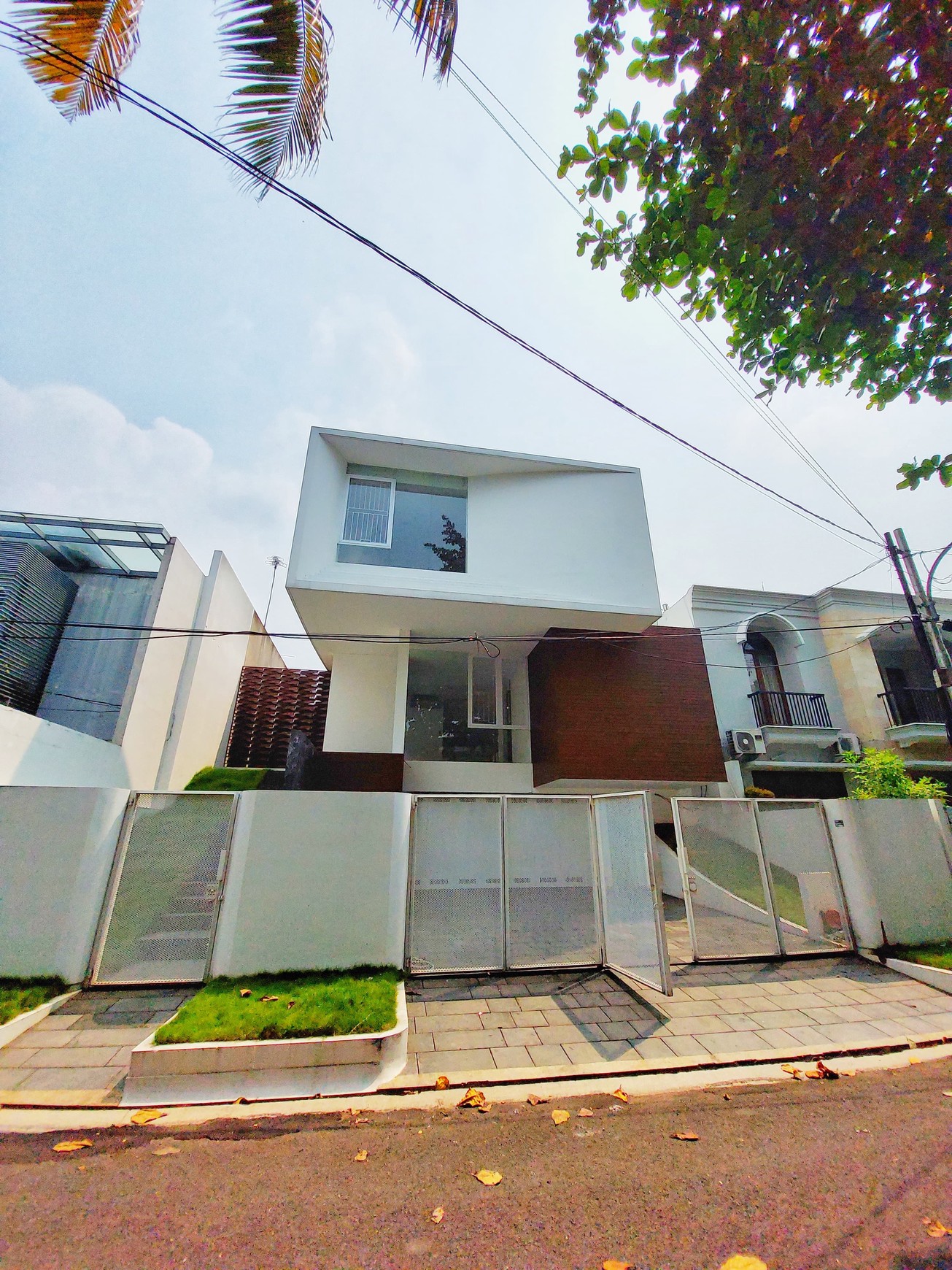 Brand New House Niaga Hijau  Pondok Indah, Jakarta Selatan. 