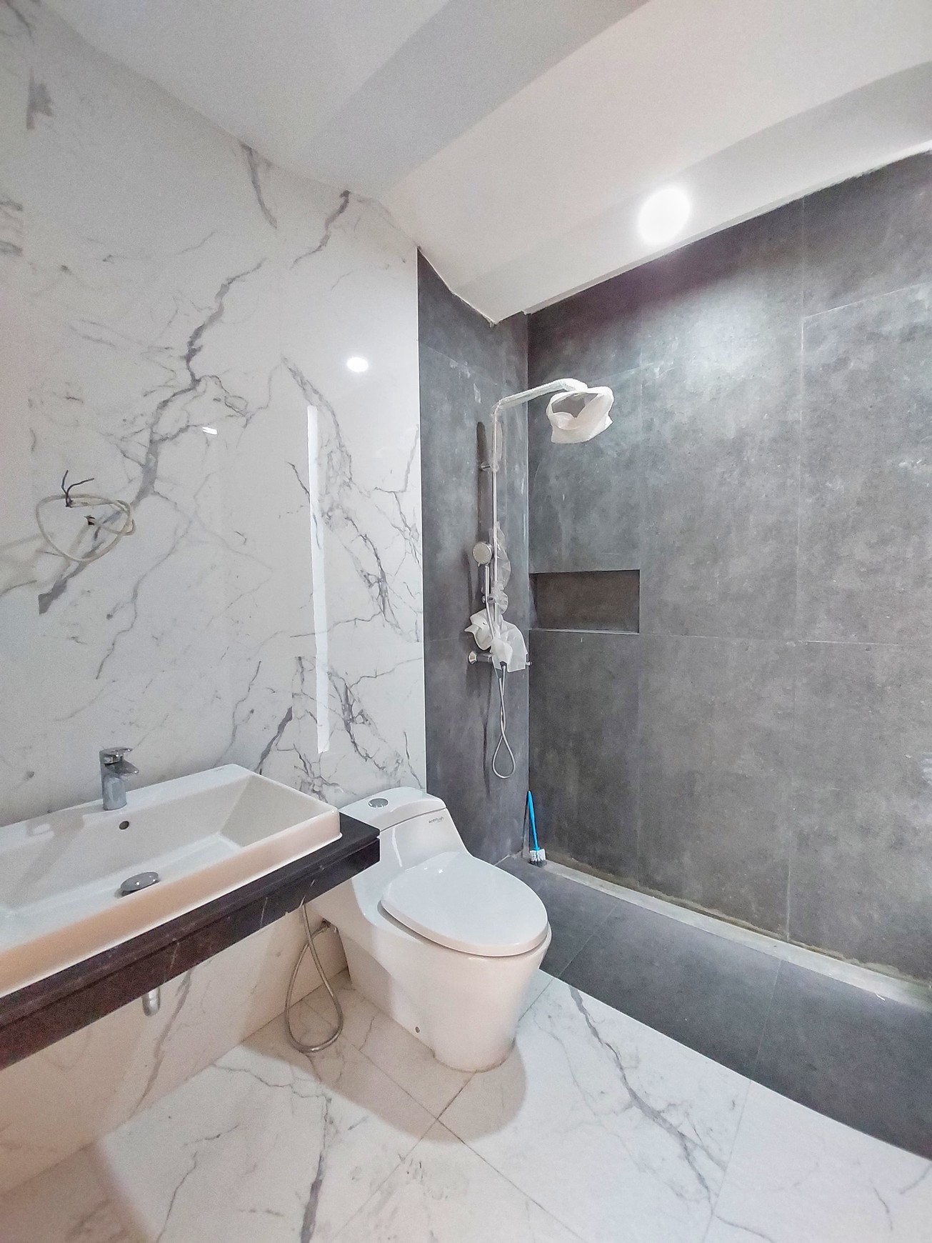 Brand New House Niaga Hijau  Pondok Indah, Jakarta Selatan. 