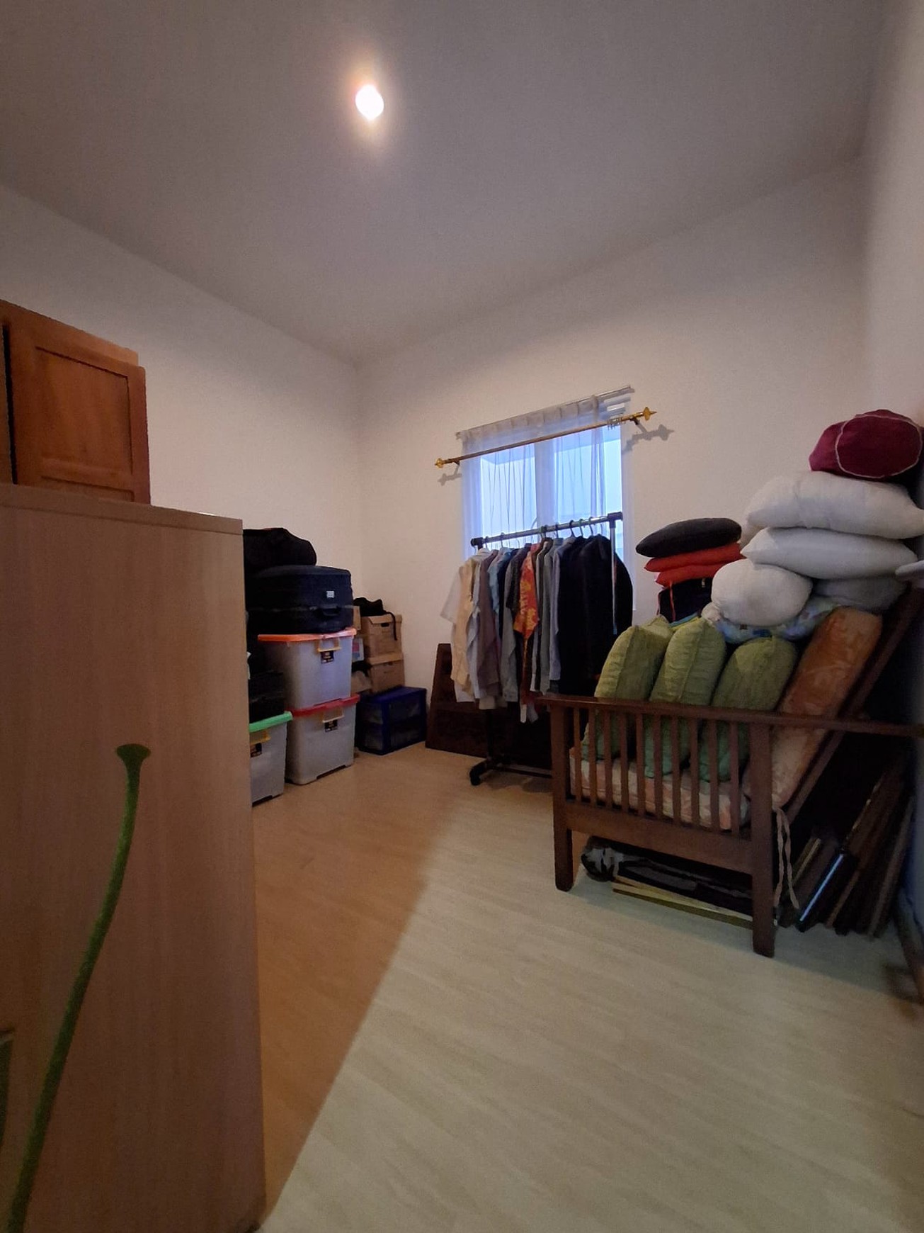 Rumah 2 lantai, bebas banjir siap huni dalam Cluster di Pondok Ranji.