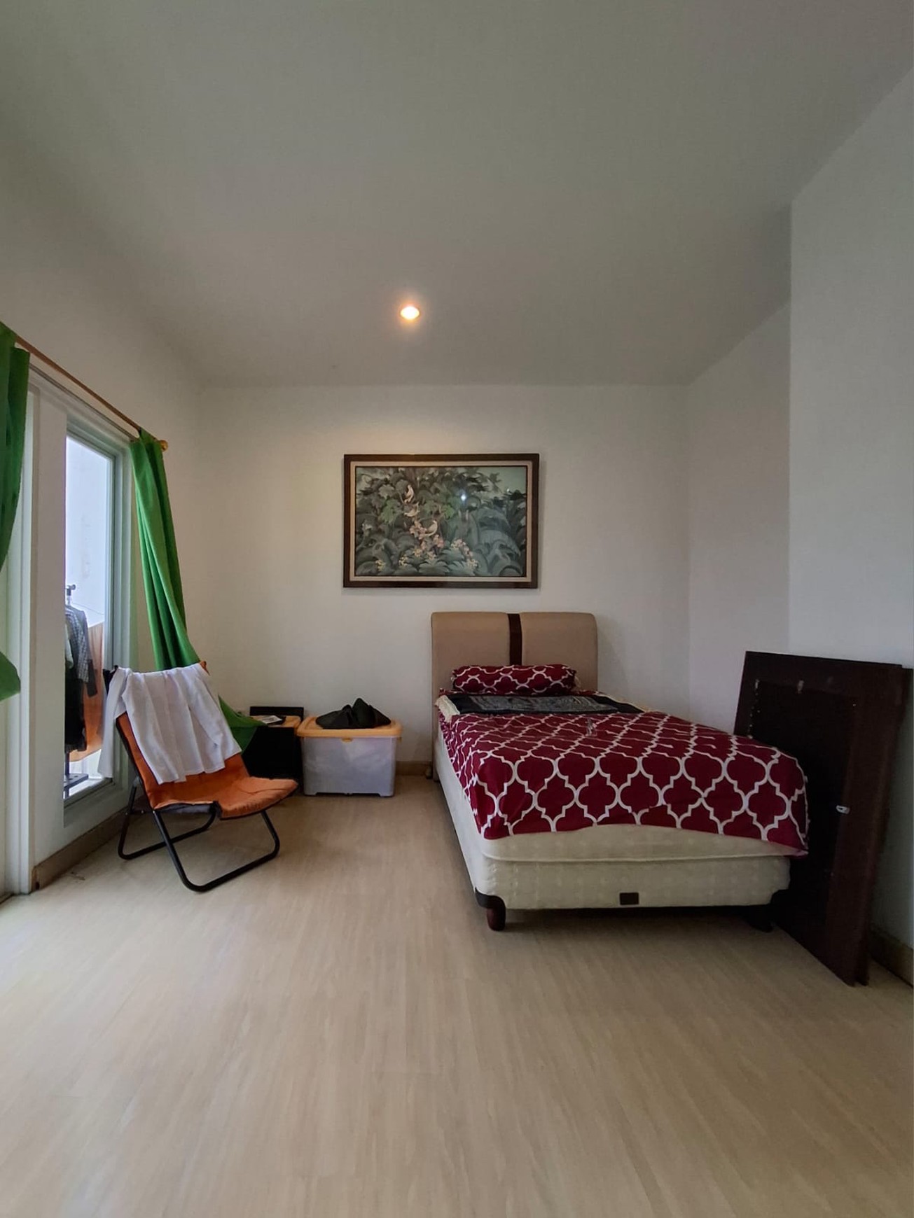 Rumah 2 lantai, bebas banjir siap huni dalam Cluster di Pondok Ranji.