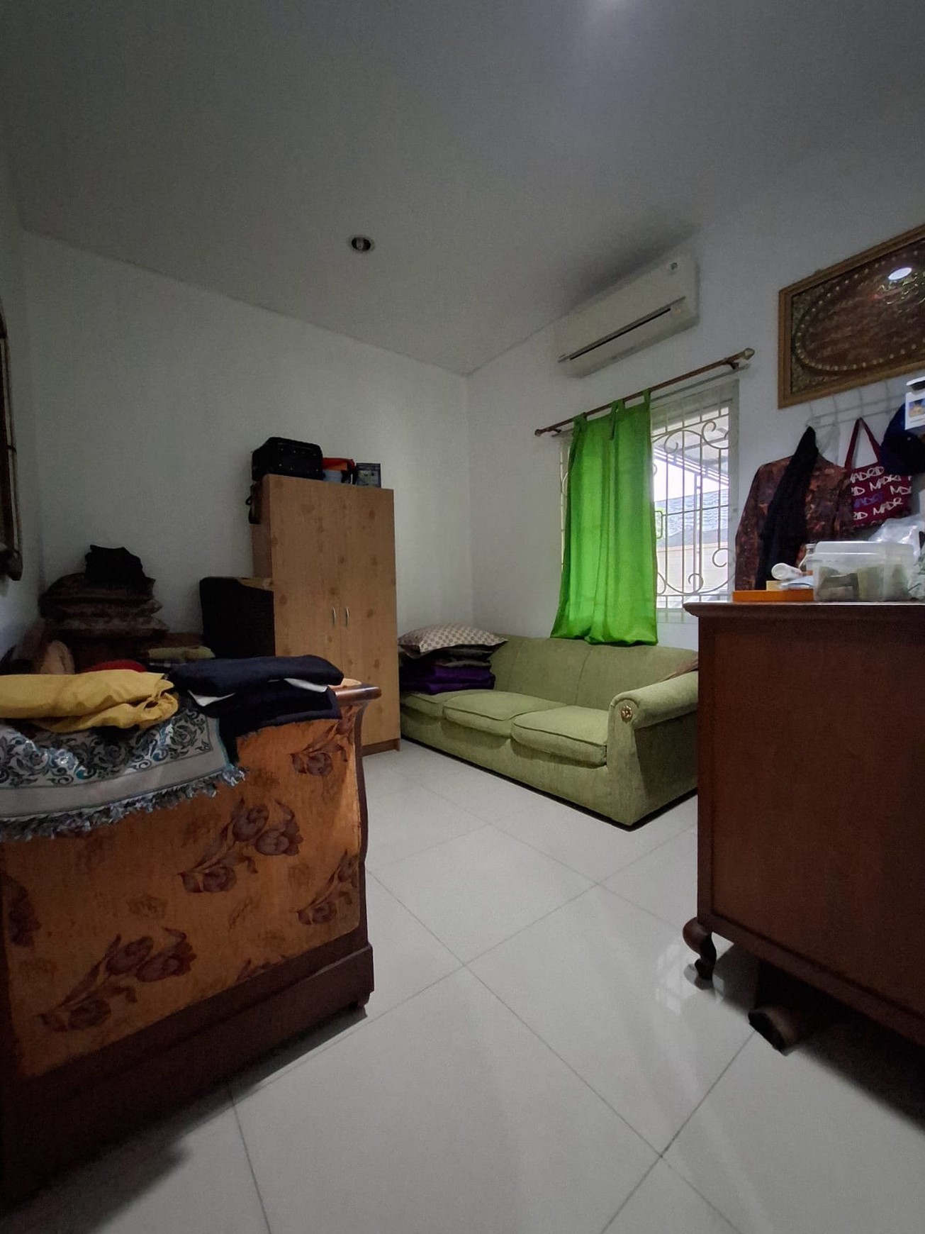 Rumah 2 lantai, bebas banjir siap huni dalam Cluster di Pondok Ranji.