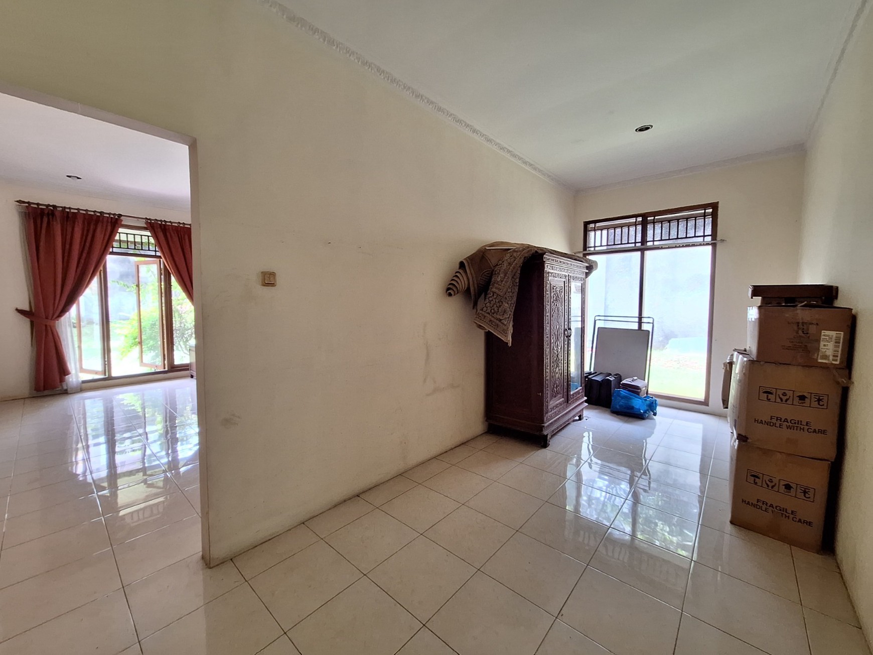 Tanah baru dekat tugu luas 1761 rumah hitung tanah harga cantik