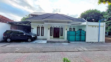 Rumah Strategis Lokasi Dekat Kampus UII, Sardonoharjo, Ngaglik, Sleman.