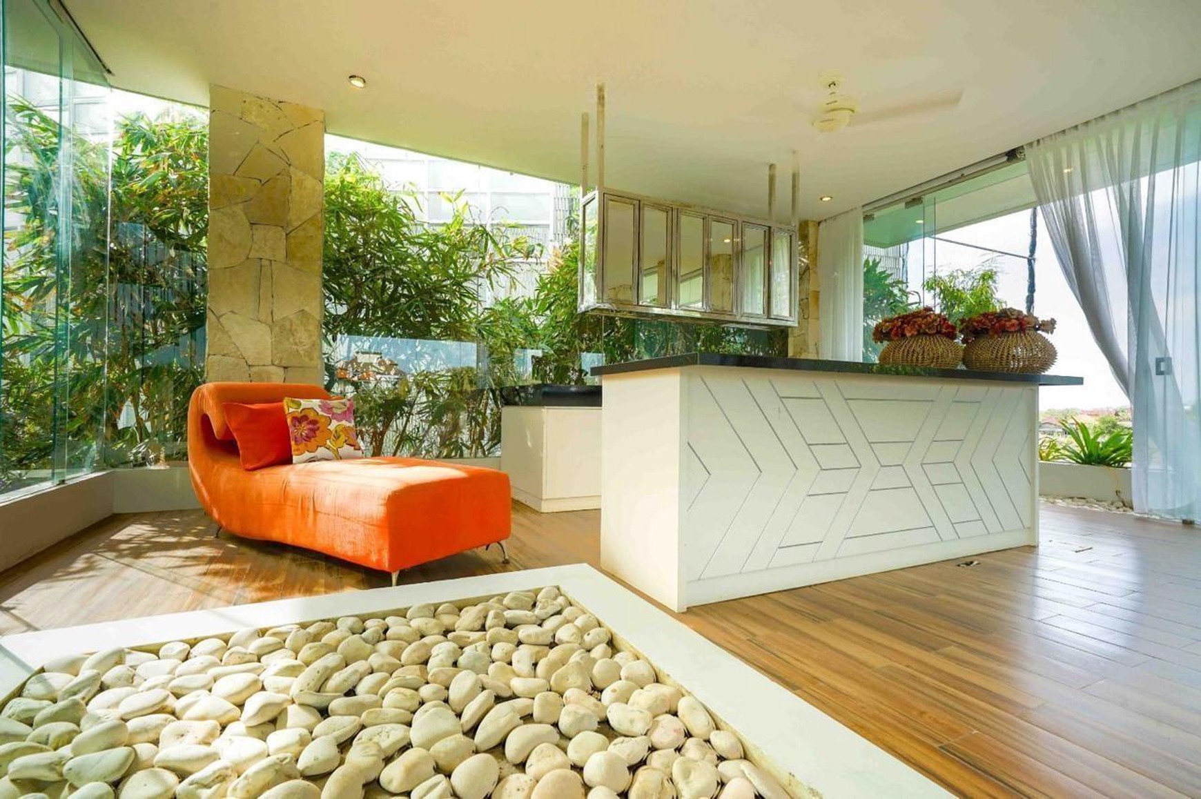Luxury Golf-Front Estate with Panoramic Ocean Views in Pecatu, Uluwatu