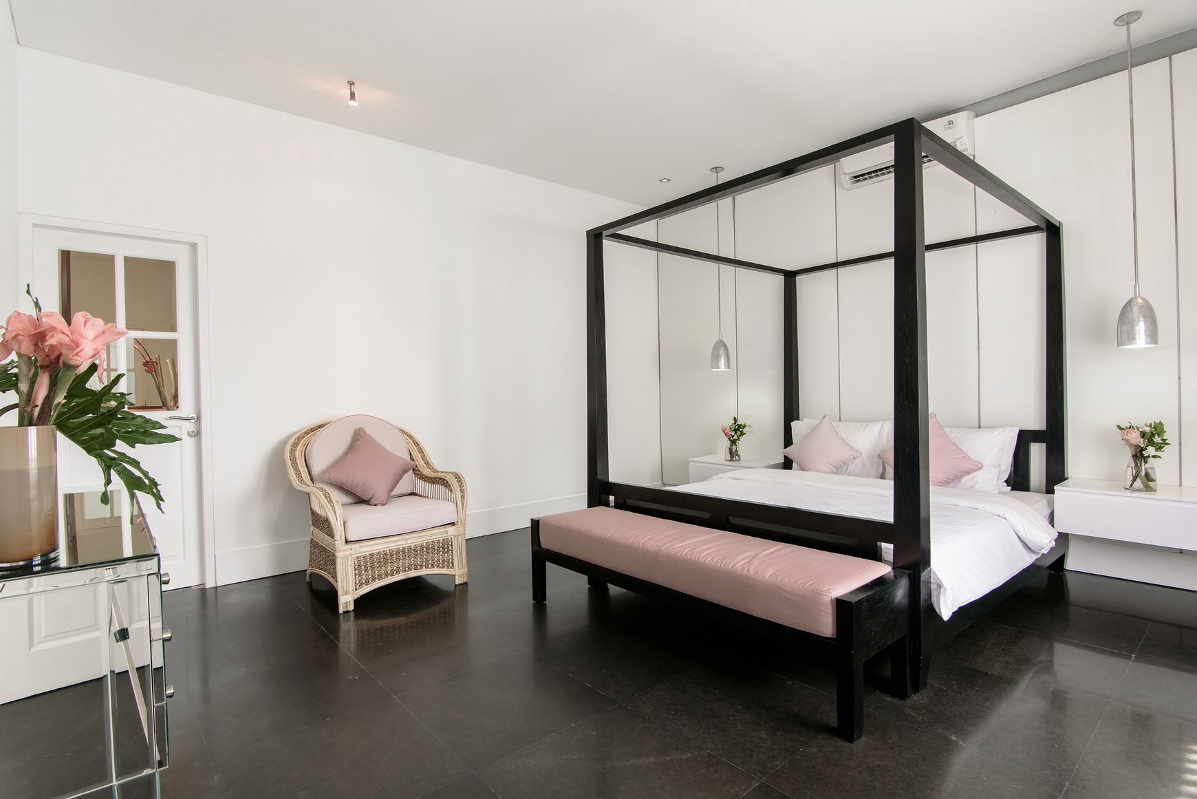 Luxury Villa For Sale in Umalas, Kerobokan