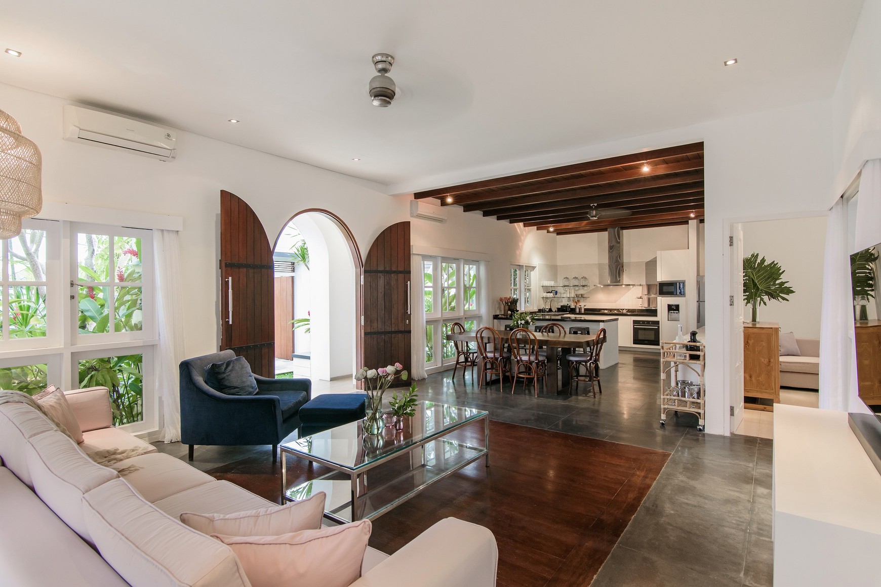 Luxury Villa For Sale in Umalas, Kerobokan