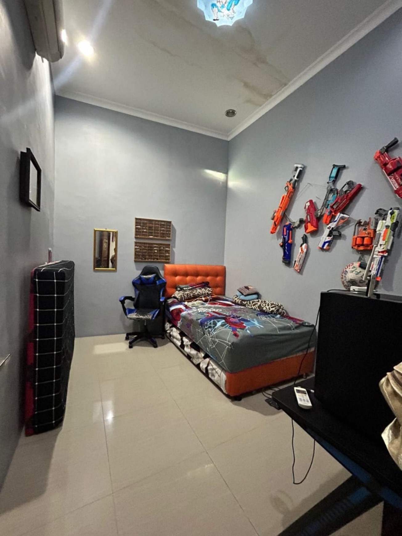 Dijual rumah 8 kamar di palmerah cocok utk usaha kosan