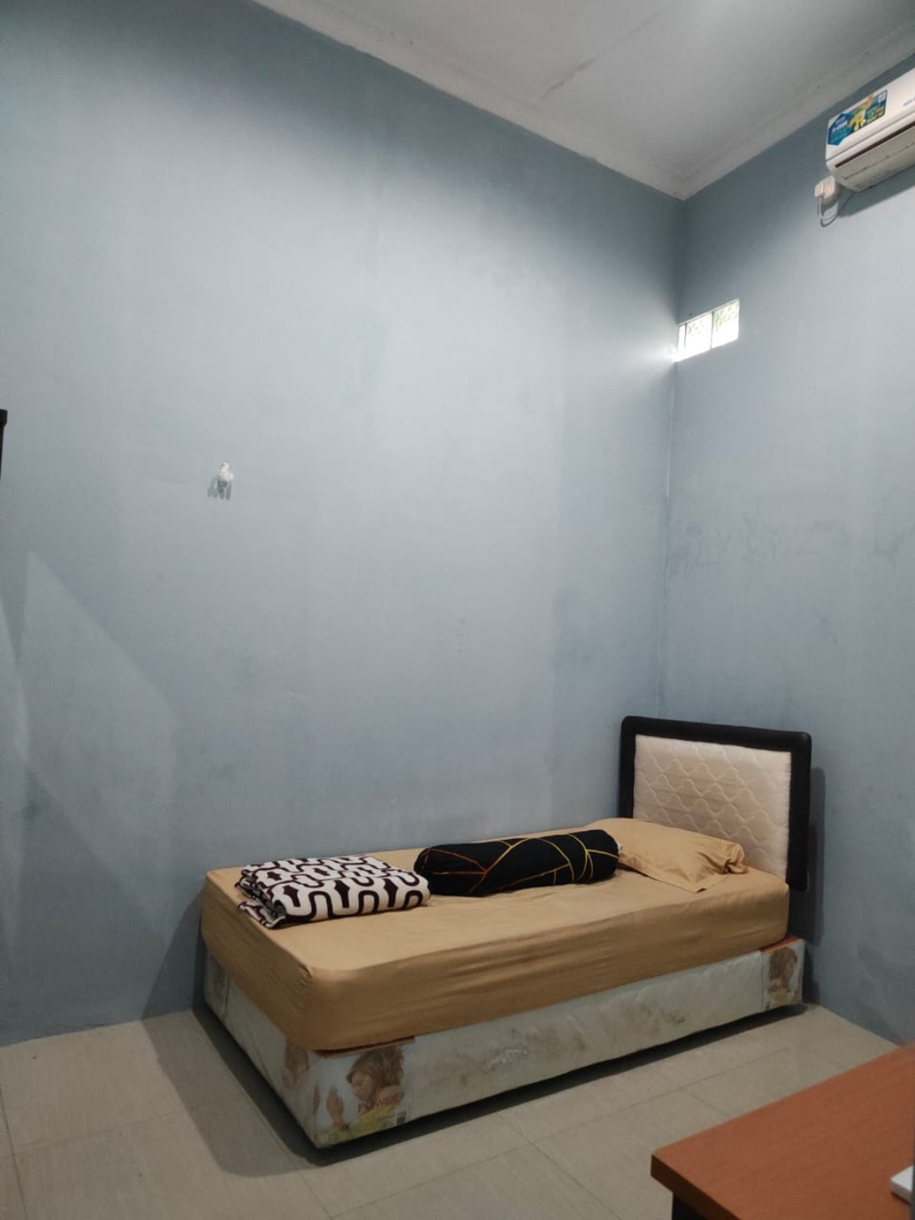 Dijual rumah 8 kamar di palmerah cocok utk usaha kosan