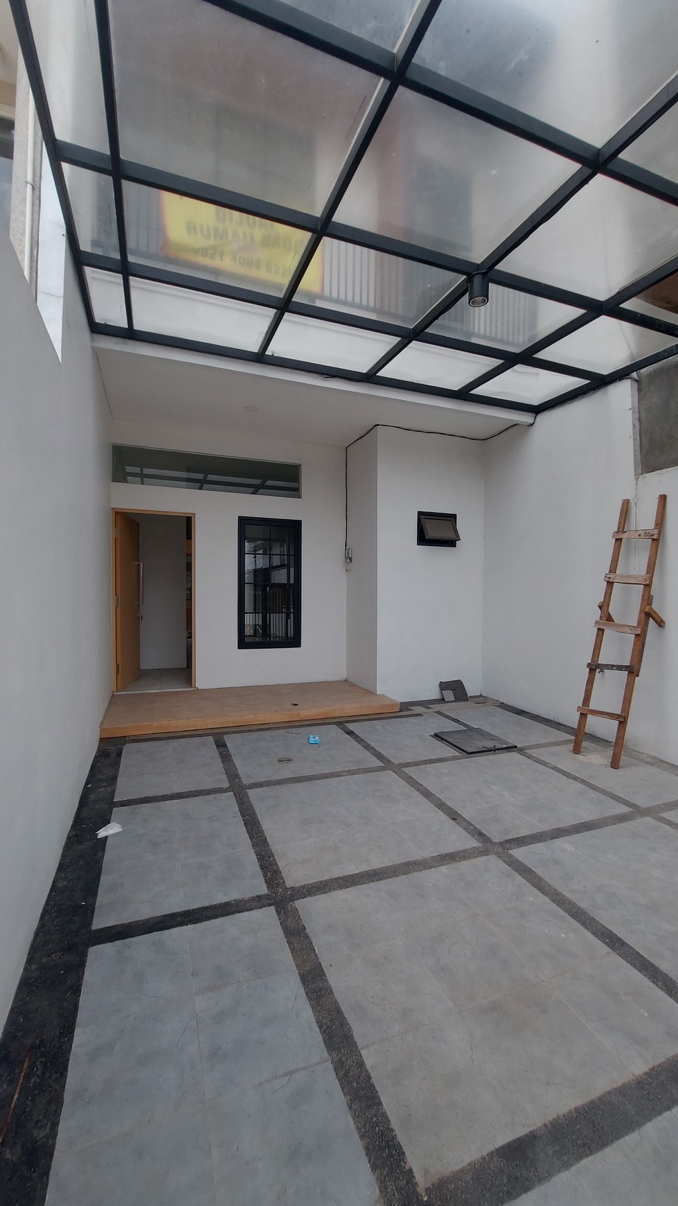 Hunian Nyaman & Siap Pakai di Jemur Andayani, Surabaya
