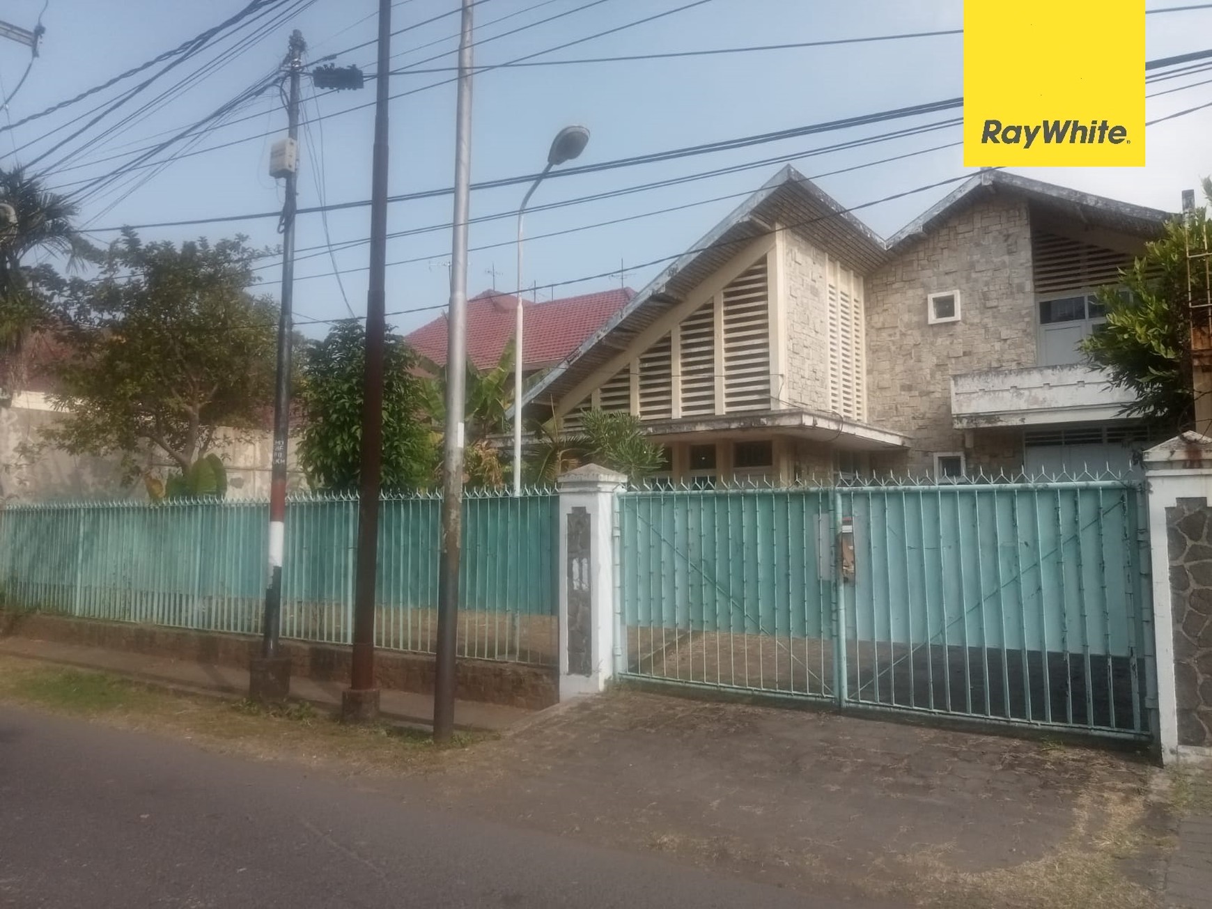 Dijual Aset Lelang Rumah Dijalan Bukit Barisan Surabaya