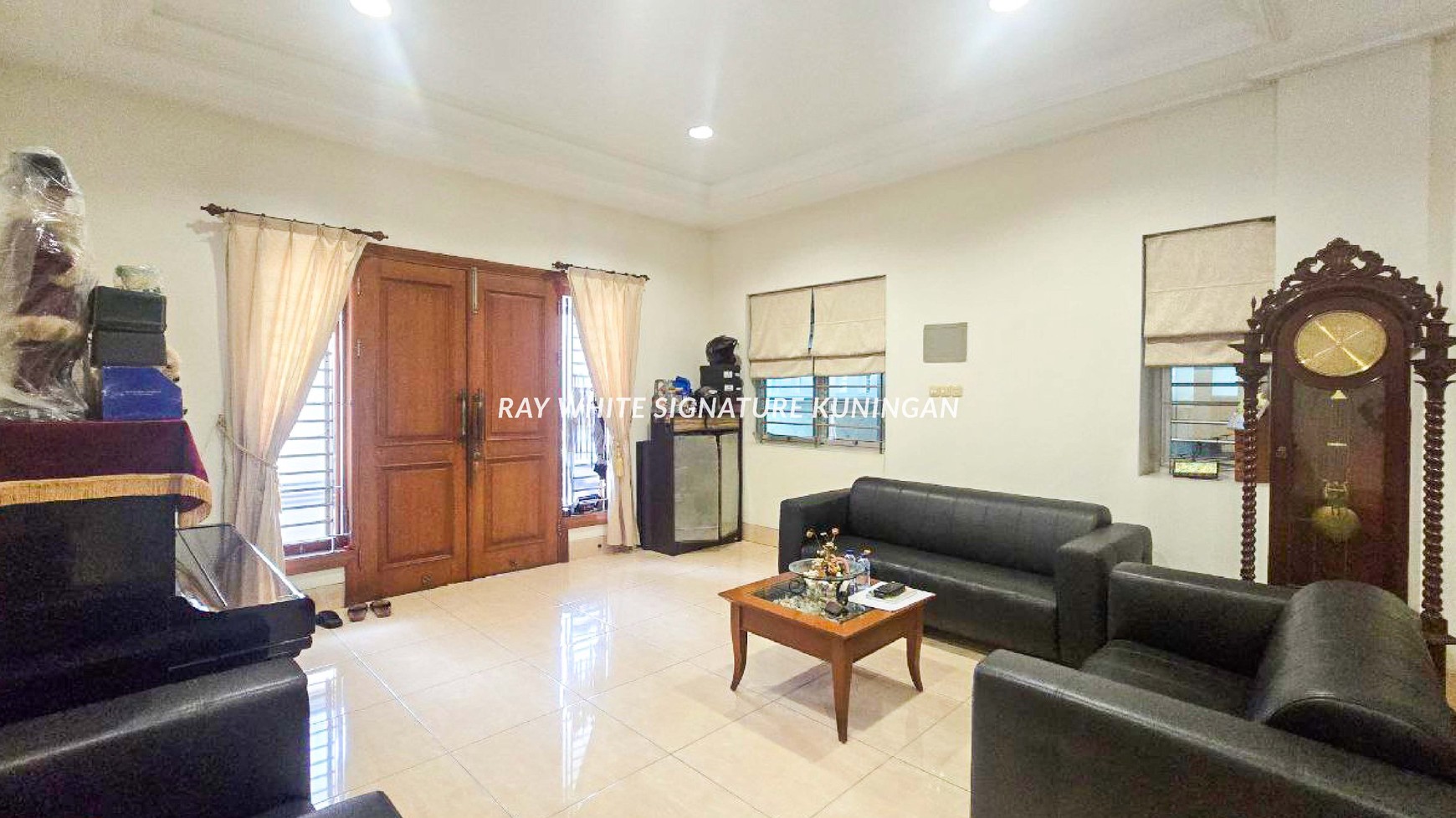 Dijual Rumah Siap Huni dengan Lokasi Prime di Cideng Jakarta Pusat