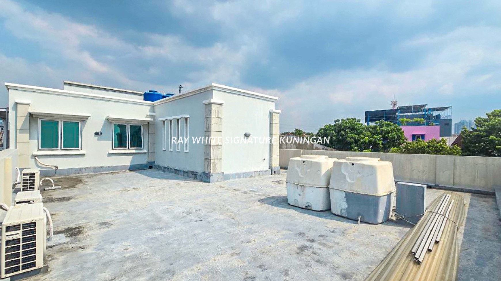 Dijual Rumah Siap Huni dengan Lokasi Prime di Cideng Jakarta Pusat