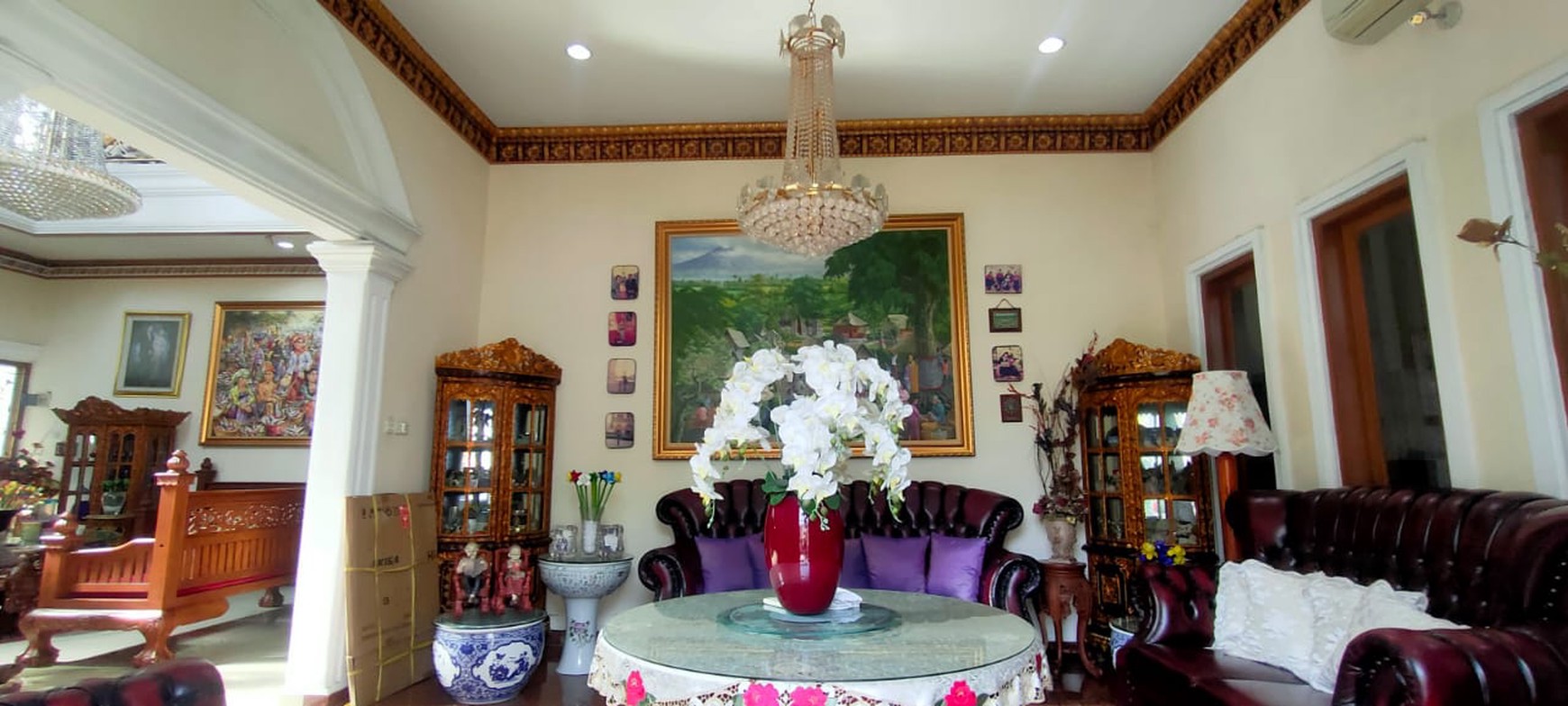 Dijual Rumah Mewah di Villa Gunung Lestari.