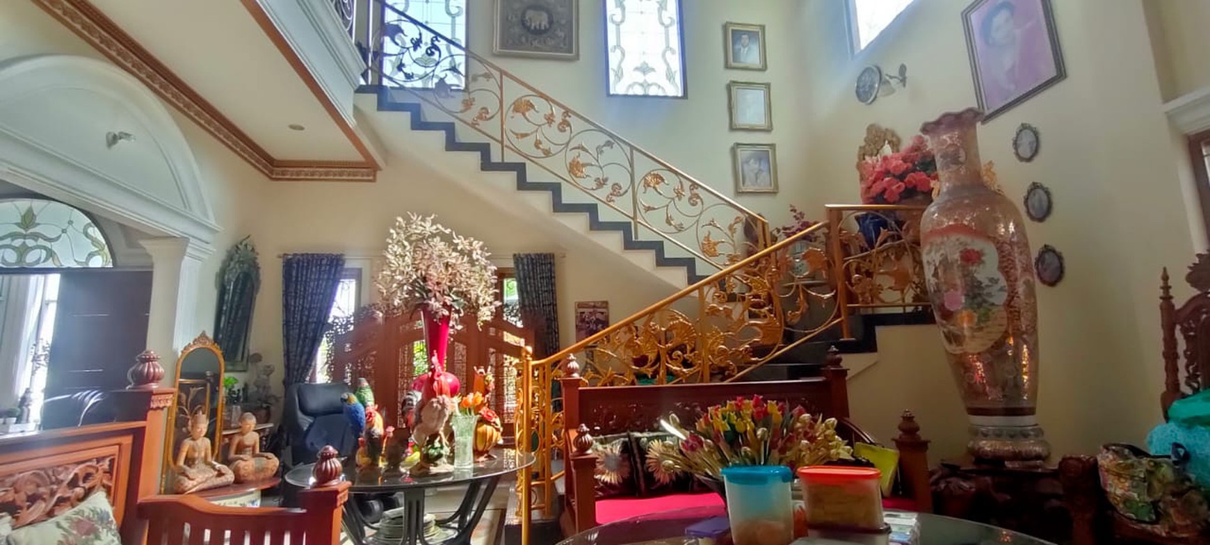 Dijual Rumah Mewah di Villa Gunung Lestari.