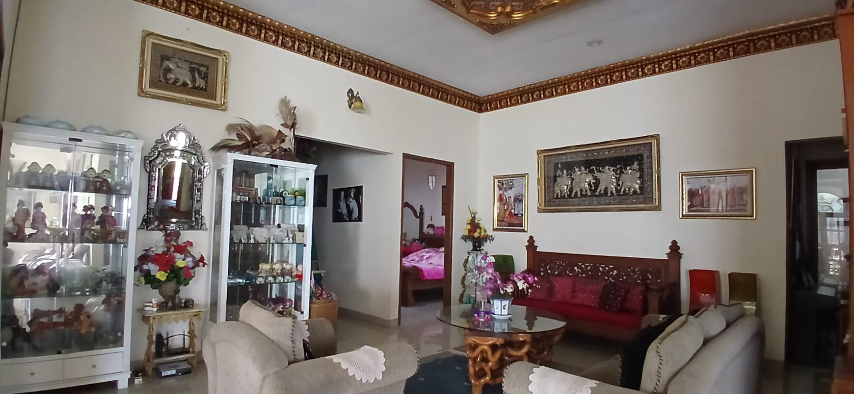 Dijual Rumah Mewah di Villa Gunung Lestari.