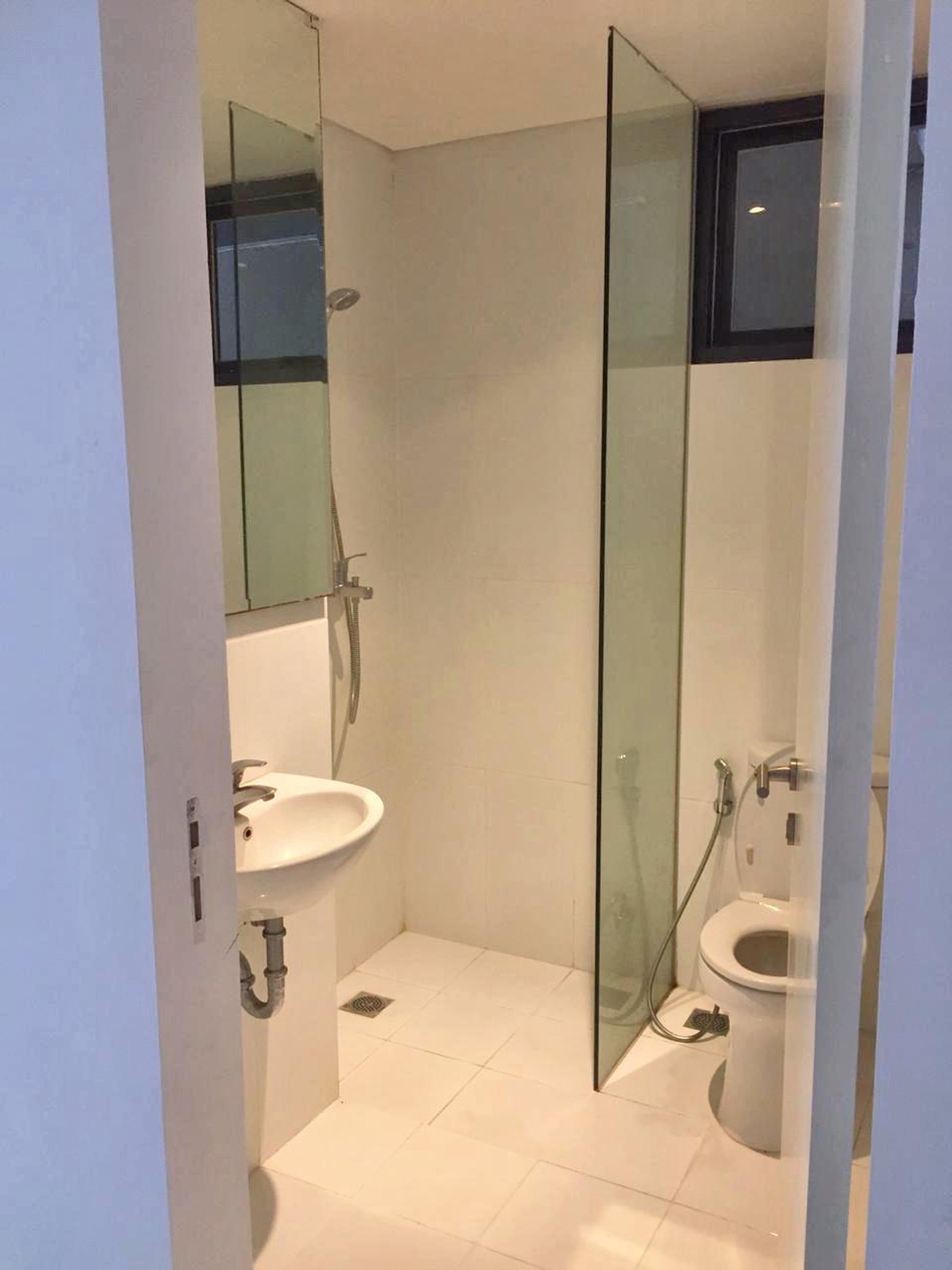 Rumah bagus, siap huni akses mudah, lokasi strategis di Bintaro 