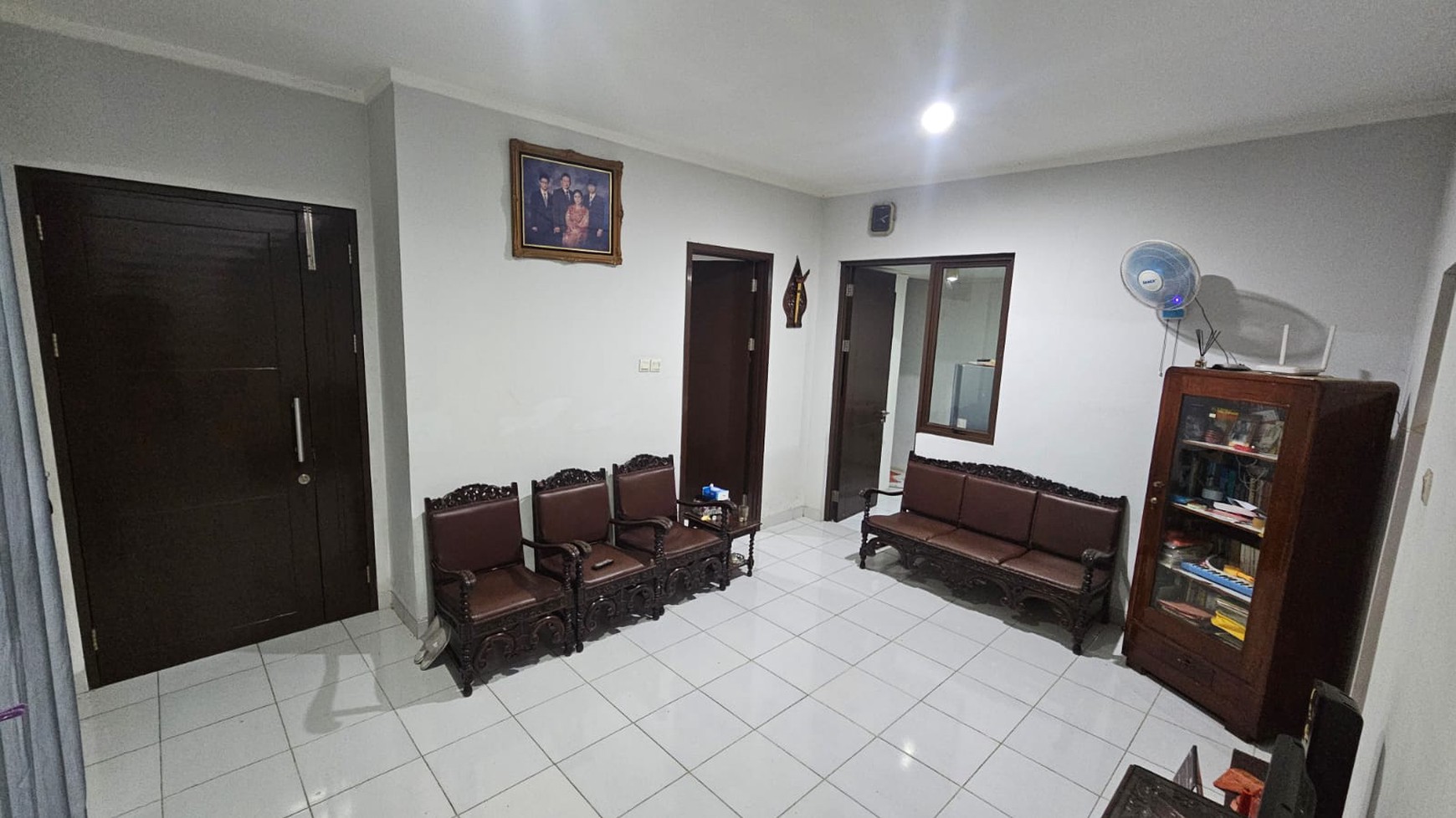 Rumah Minimalis, 2 Lantai Siap huni dalam Cluster di Buaran- Serpong